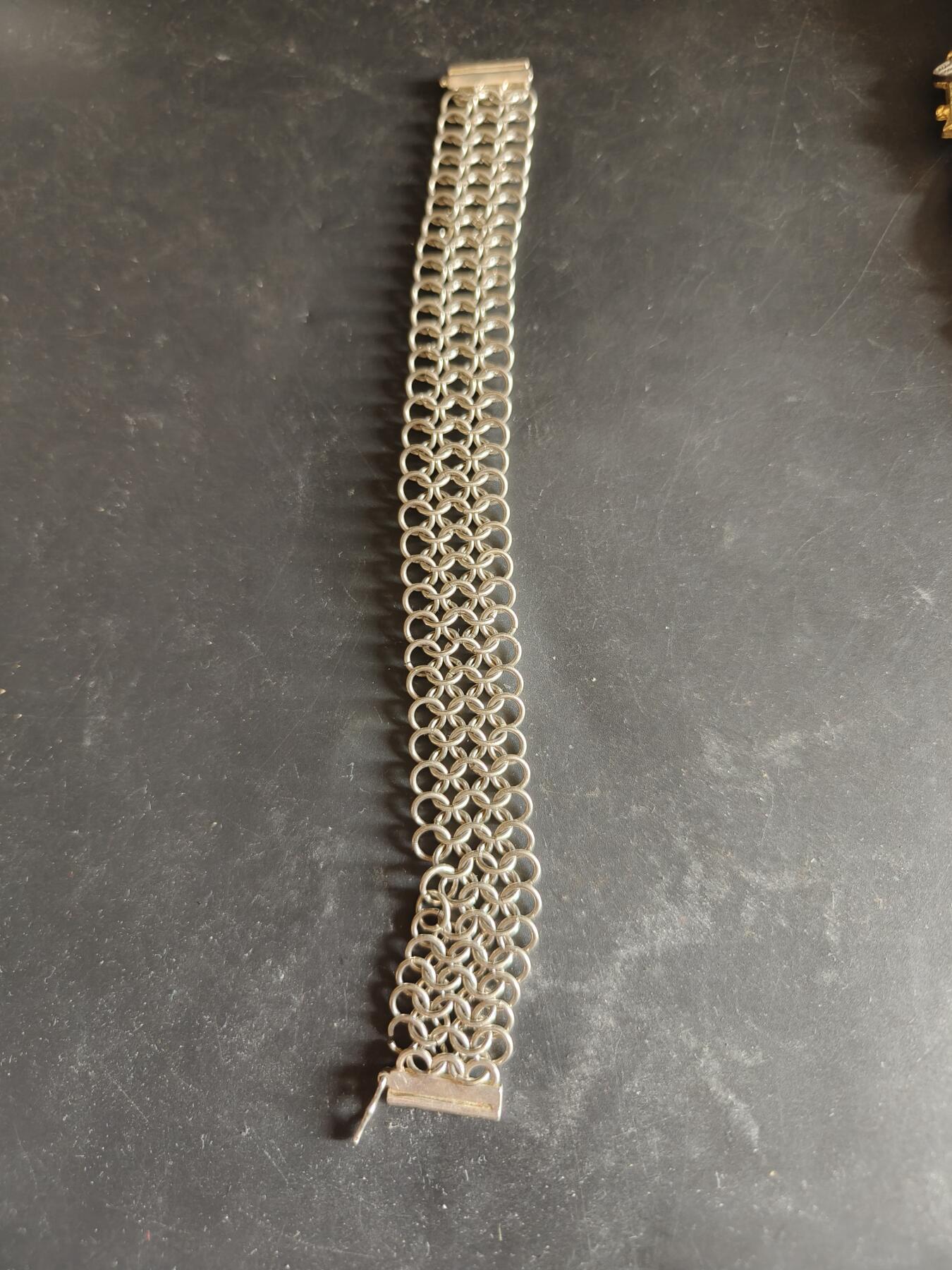 老王徽章第189期 法国链子