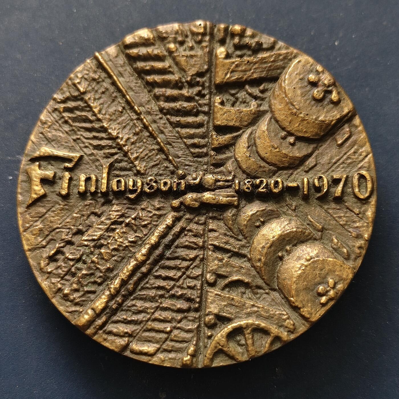 【全场包邮】纯粹捡漏拍515场 【铜章】芬兰纺织公司芬利森成立150周年75毫米纪念大铜章（雕塑家艾莫·图基艾宁创作）