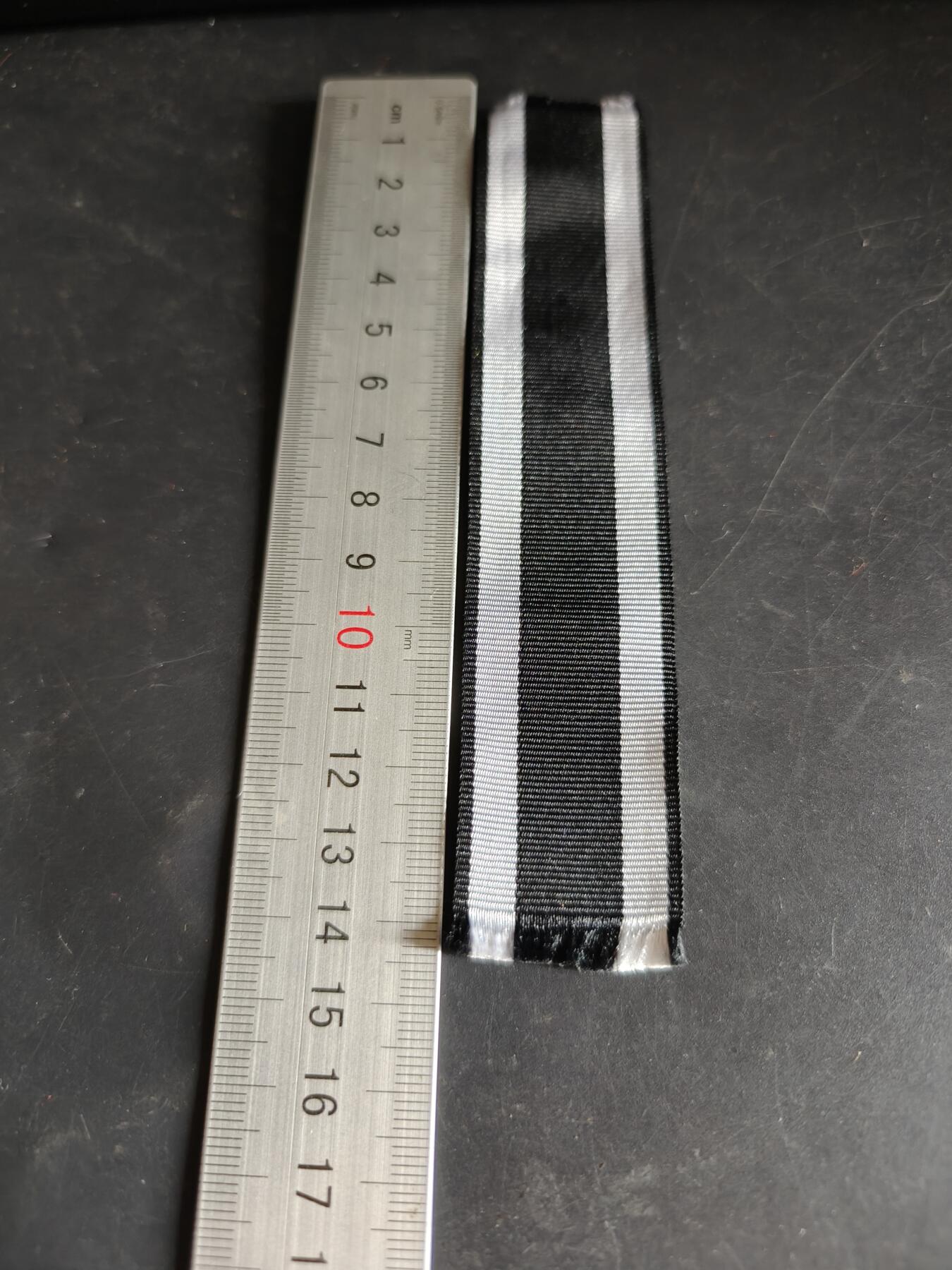 老王徽章第189期 德国一战二铁绶带    14.5cm