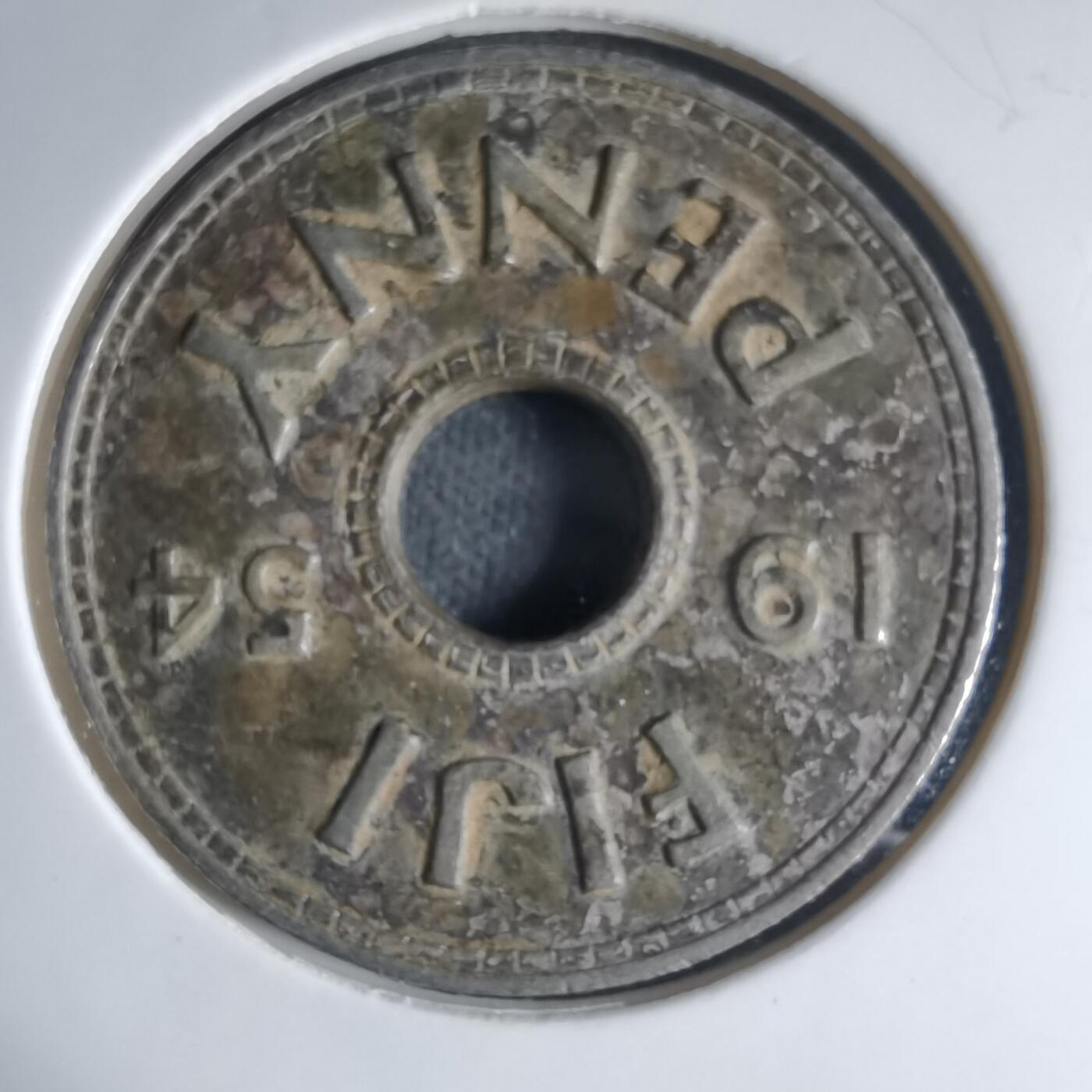 沼泽如烟--第1032场 斐济1954年1便士