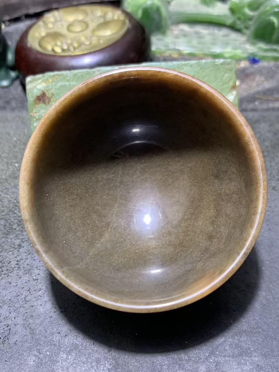 精美天然缅甸树化玉（木化玉）手工打磨小碗一个！