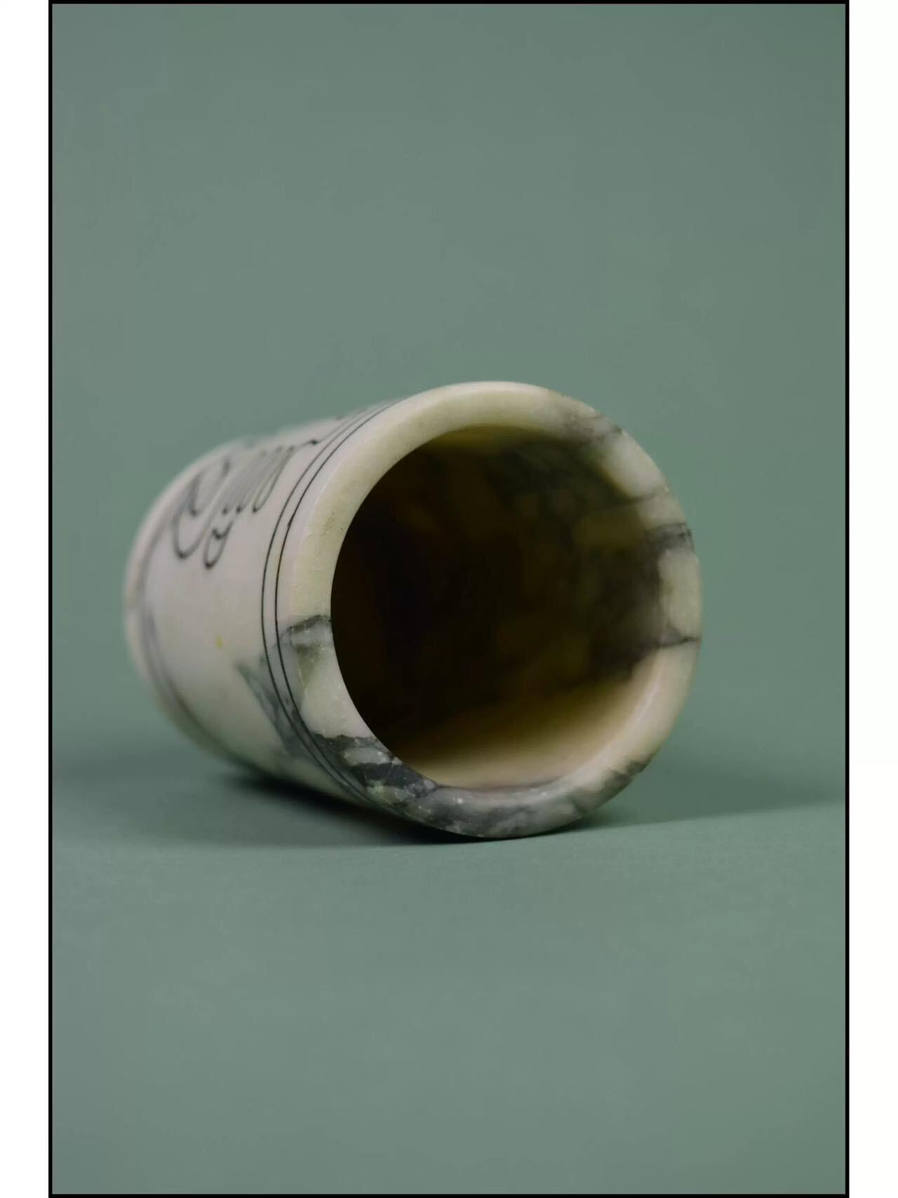 日本古董收藏品近代玉石大理石雕刻寿字笔筒文房用品包邮高级礼品