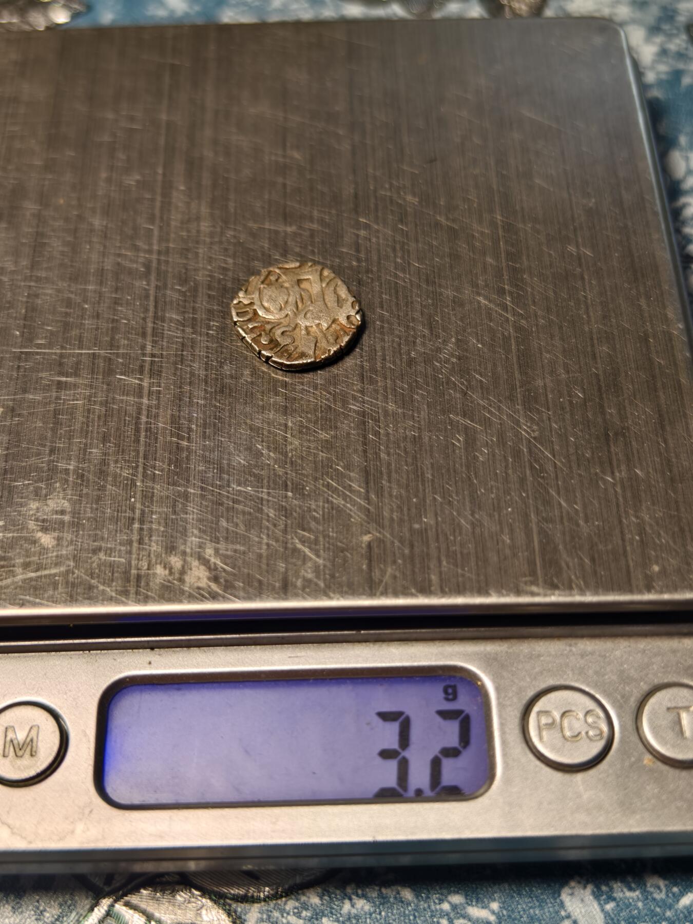 抚柳草堂-第十九期章牌钱币  奖章勋章限时免佣 满百包邮 放漏专场 公元1000–1200年 抽象化版萨曼塔提婆吉塔尔银币 重3.2g 沙希王朝灭亡后过渡时期的打制银币 比较少见