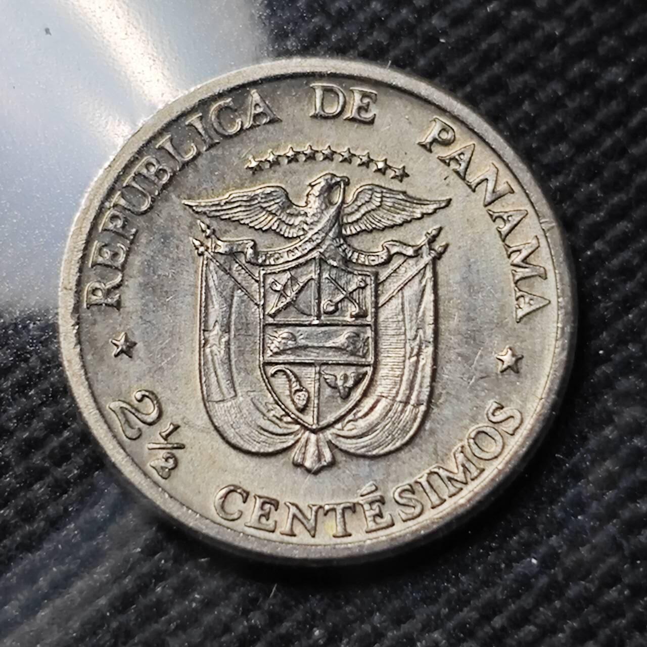 KK钱币收藏小铺  第406期 2月预留时间 周末发货  1973巴拿马握草 纪念币