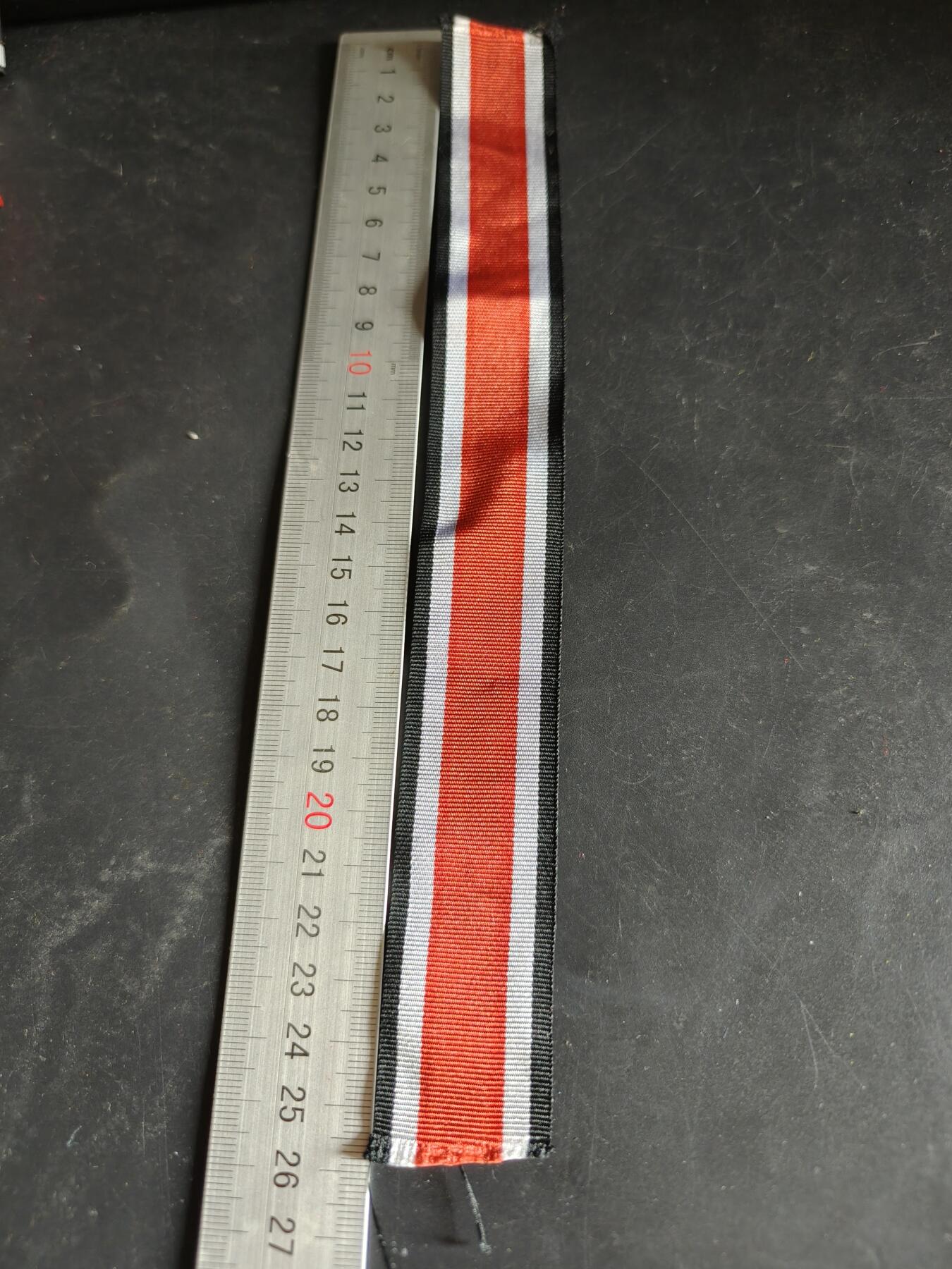 老王徽章第189期 德三二铁绶带    26cm