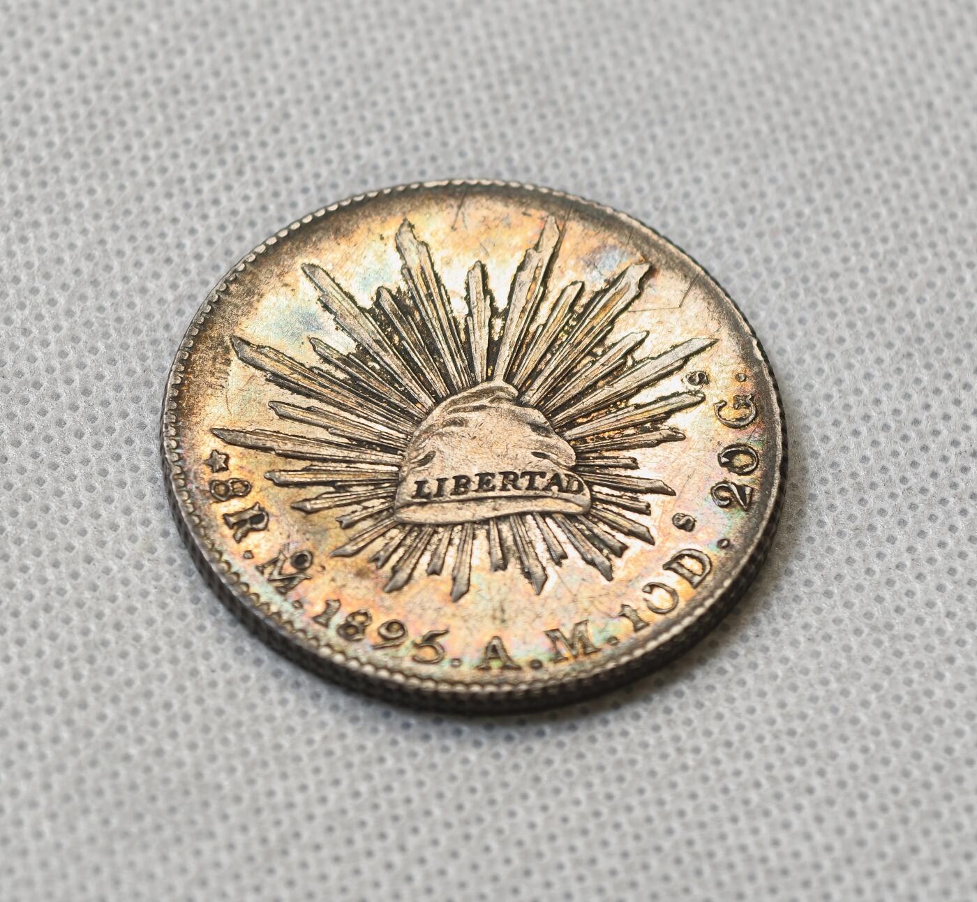 甄臻铺-世界币章拍卖（第56期），送拍享返佣金等优惠多多 墨西哥 1895年 MO-AM 鹰洋银币 高点状态很好 接近未流通品相 均匀且适中的彩色包浆