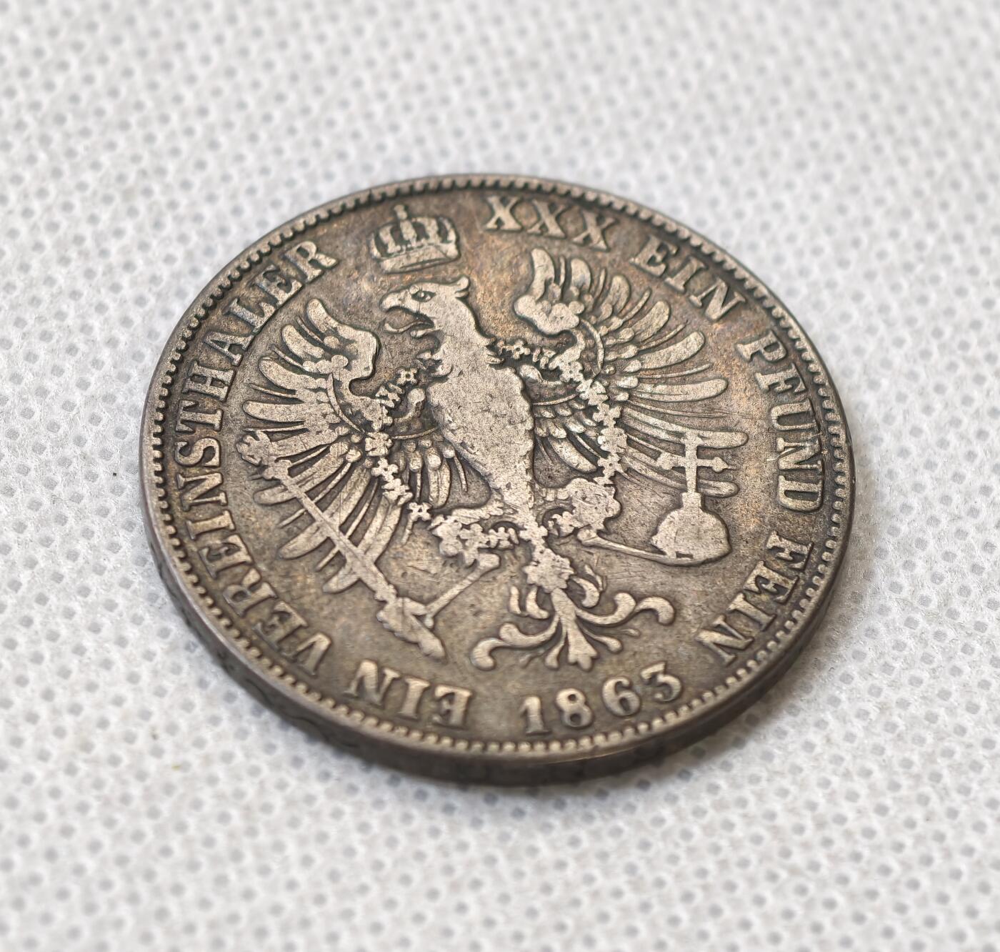 甄臻铺-世界币章拍卖（第56期），送拍享返佣金等优惠多多 德国 1863年 普鲁士 1泰勒 原味厚黑包浆流通品