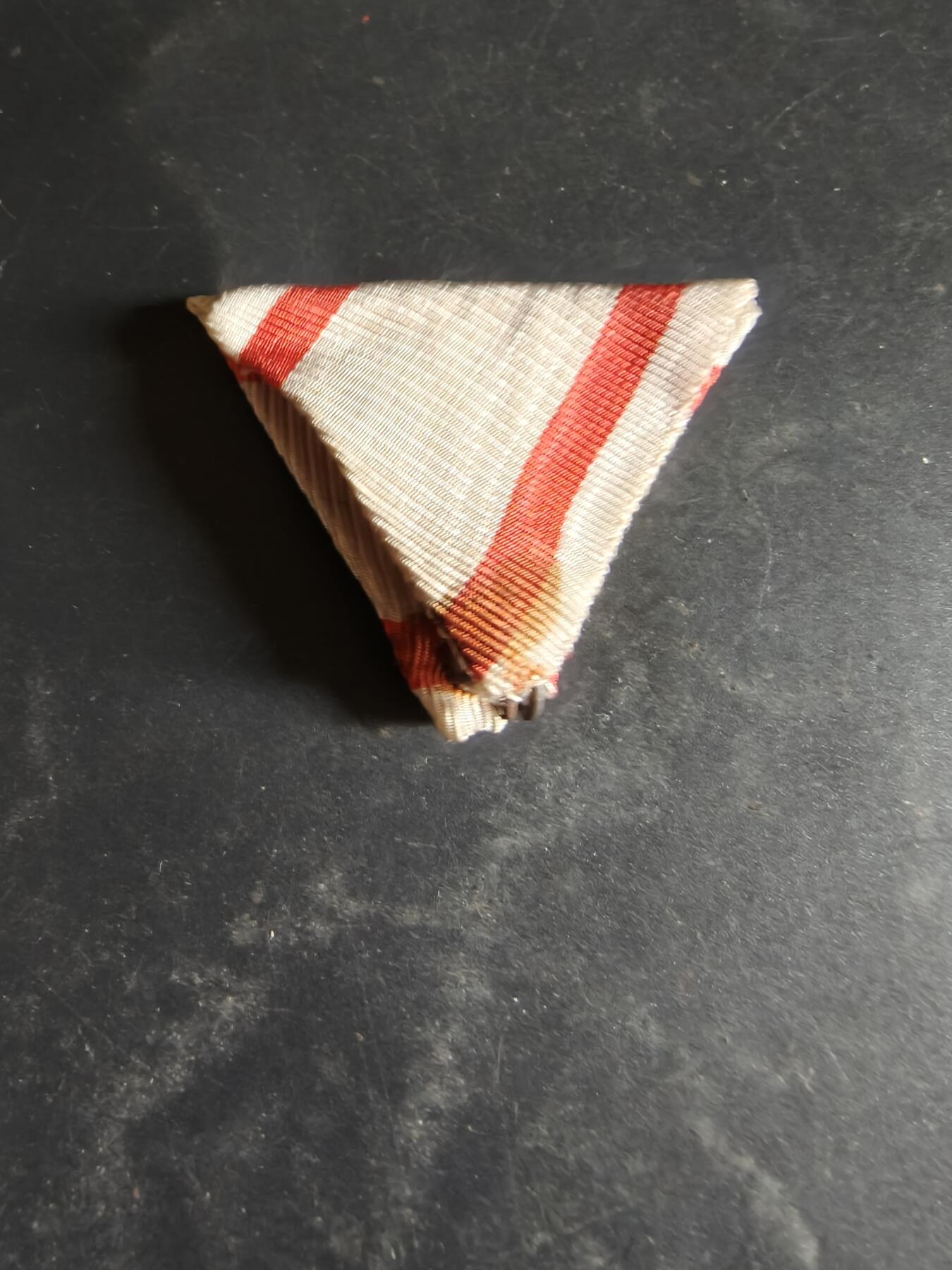 老王徽章第189期 匈牙利一战纪念章三角形挂