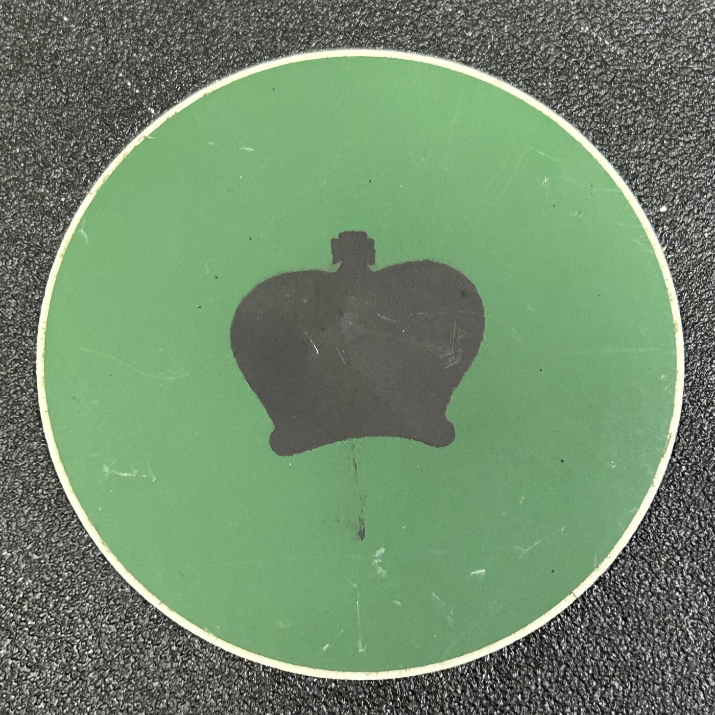 西秦中古拍卖第八十一期  荷兰王国皇家陆军钢盔盔徽贴