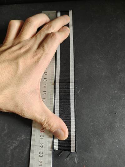 老王徽章第189期 - 德国一战二铁绶带     22.5cm