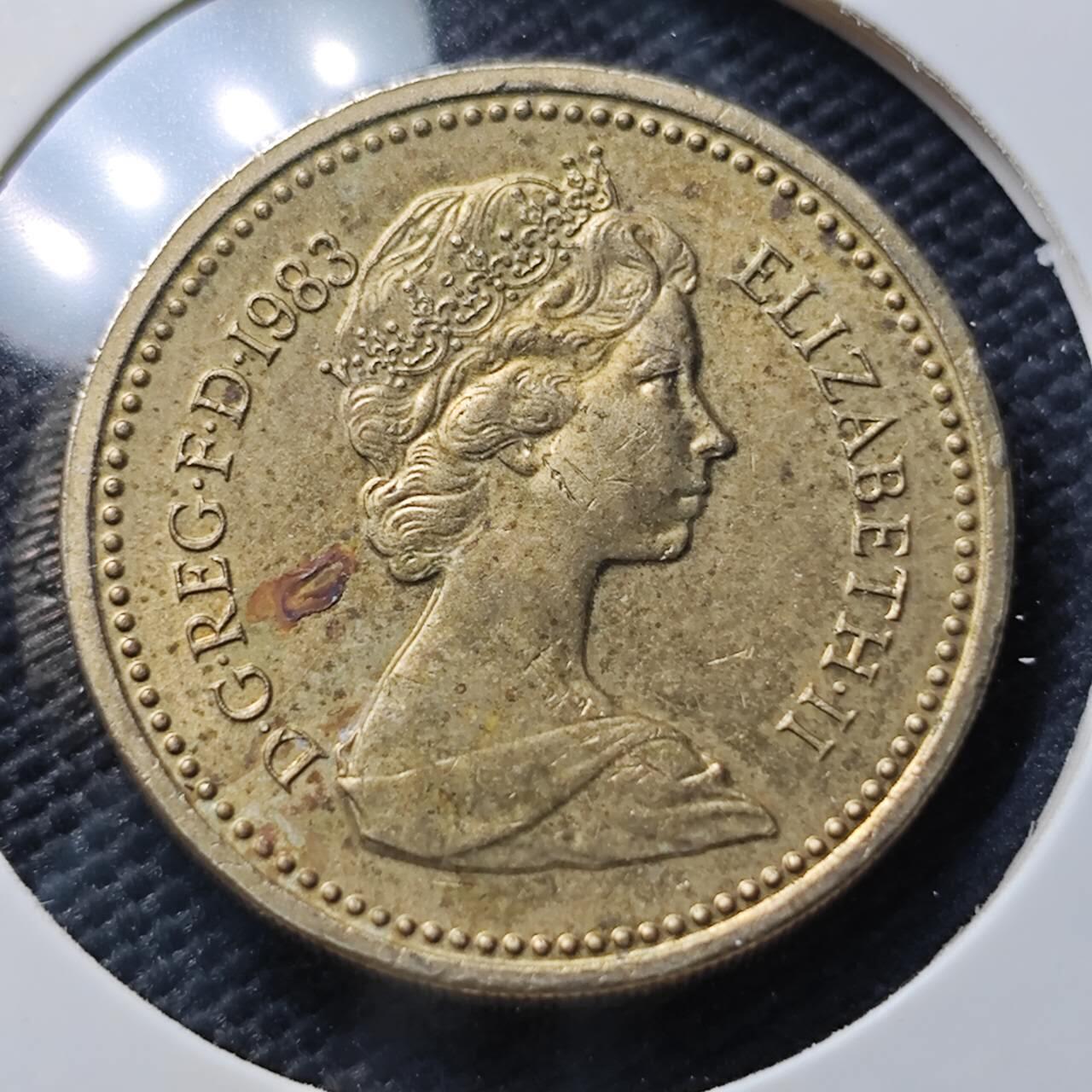 KK钱币收藏小铺  第406期 2月预留时间 周末发货  英国1镑