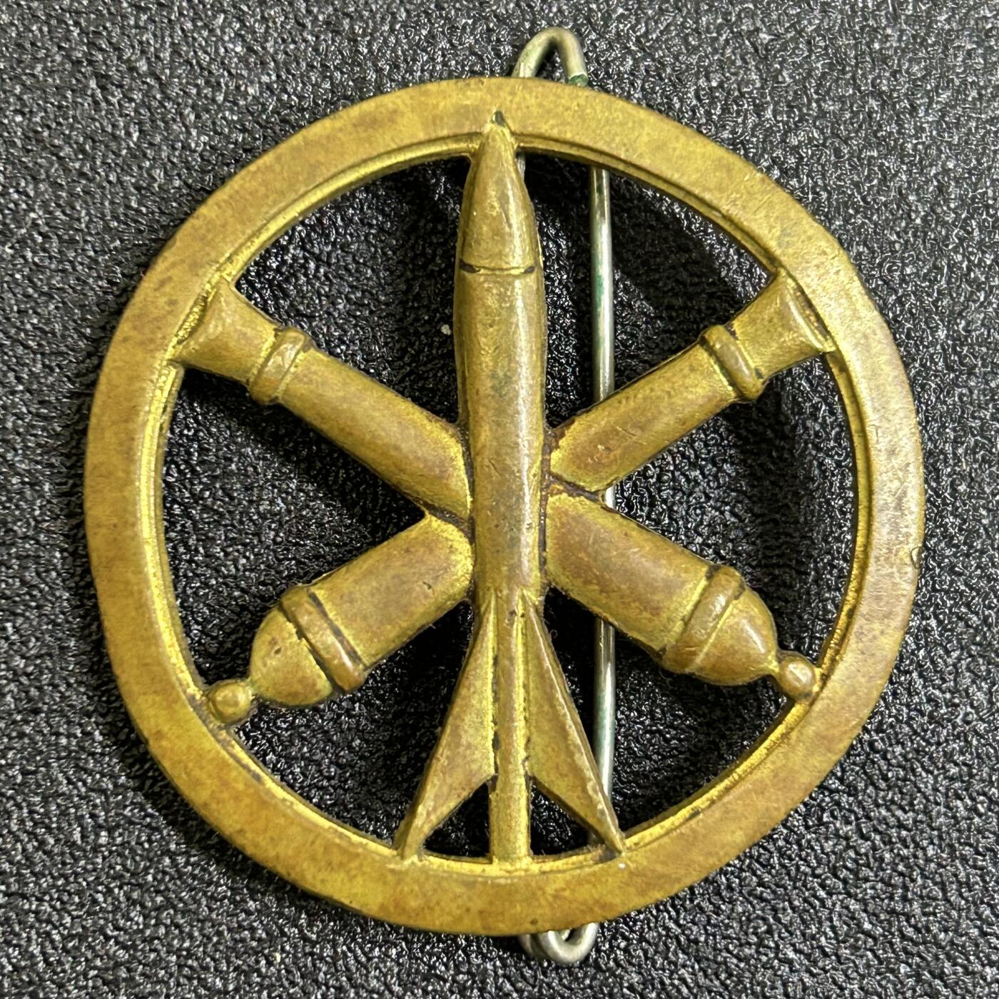 西秦中古拍卖第八十一期  法国早期炮兵帽徽