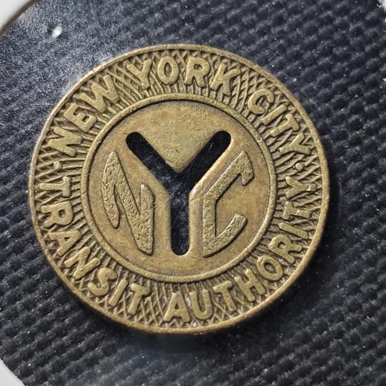 KK钱币收藏小铺  第406期 2月预留时间 周末发货  公交铜代币