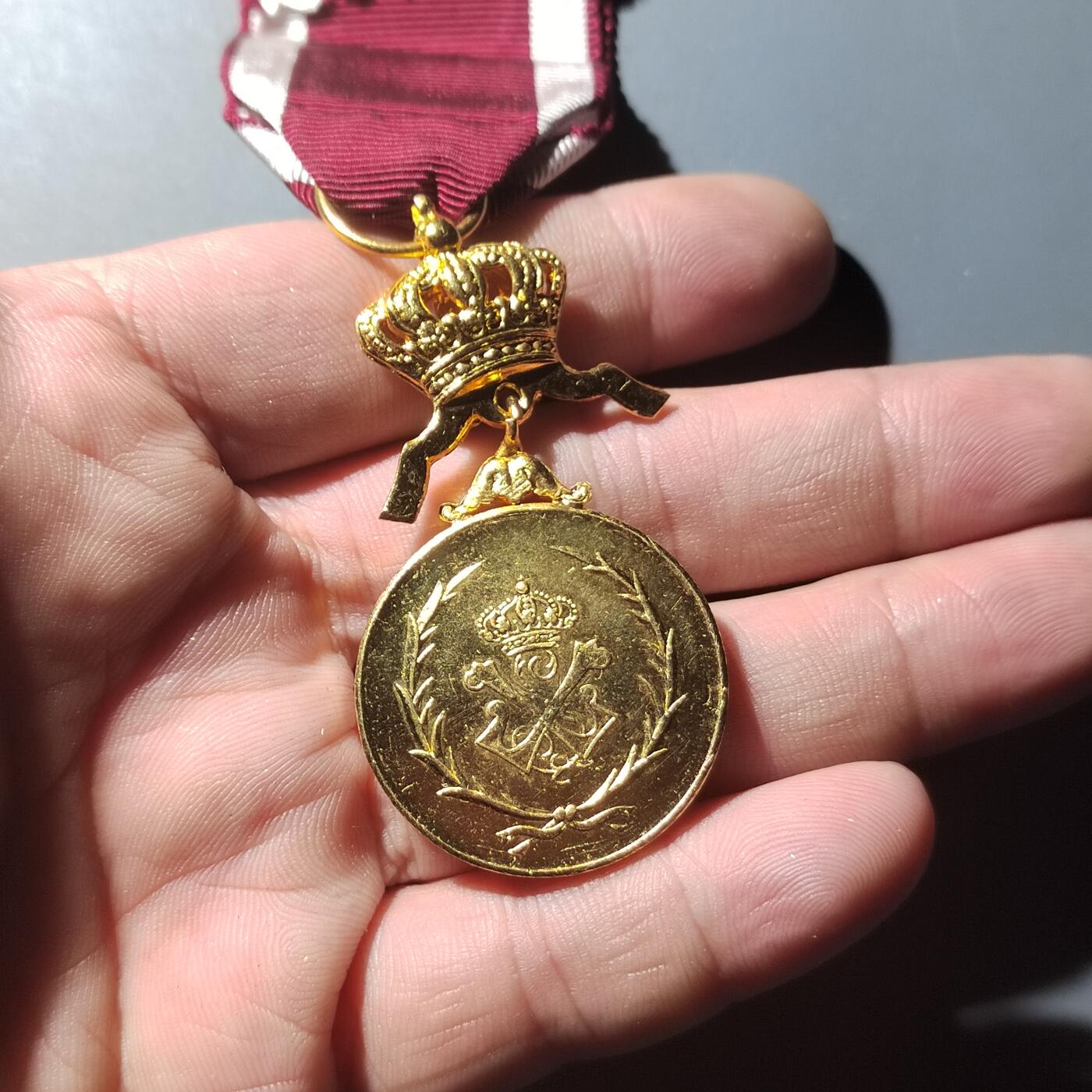 PCAI钱币  27-789  钱币证章邮票小专场 比利时金级皇冠