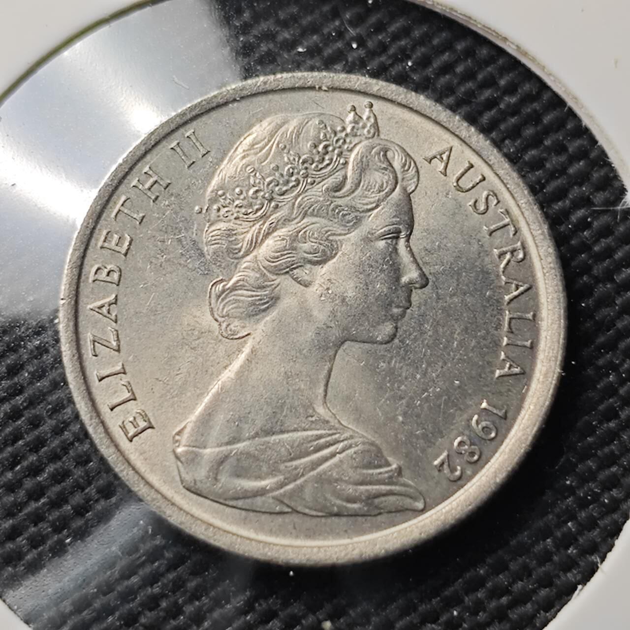 KK钱币收藏小铺  第406期 2月预留时间 周末发货 1982澳大利亚5分 