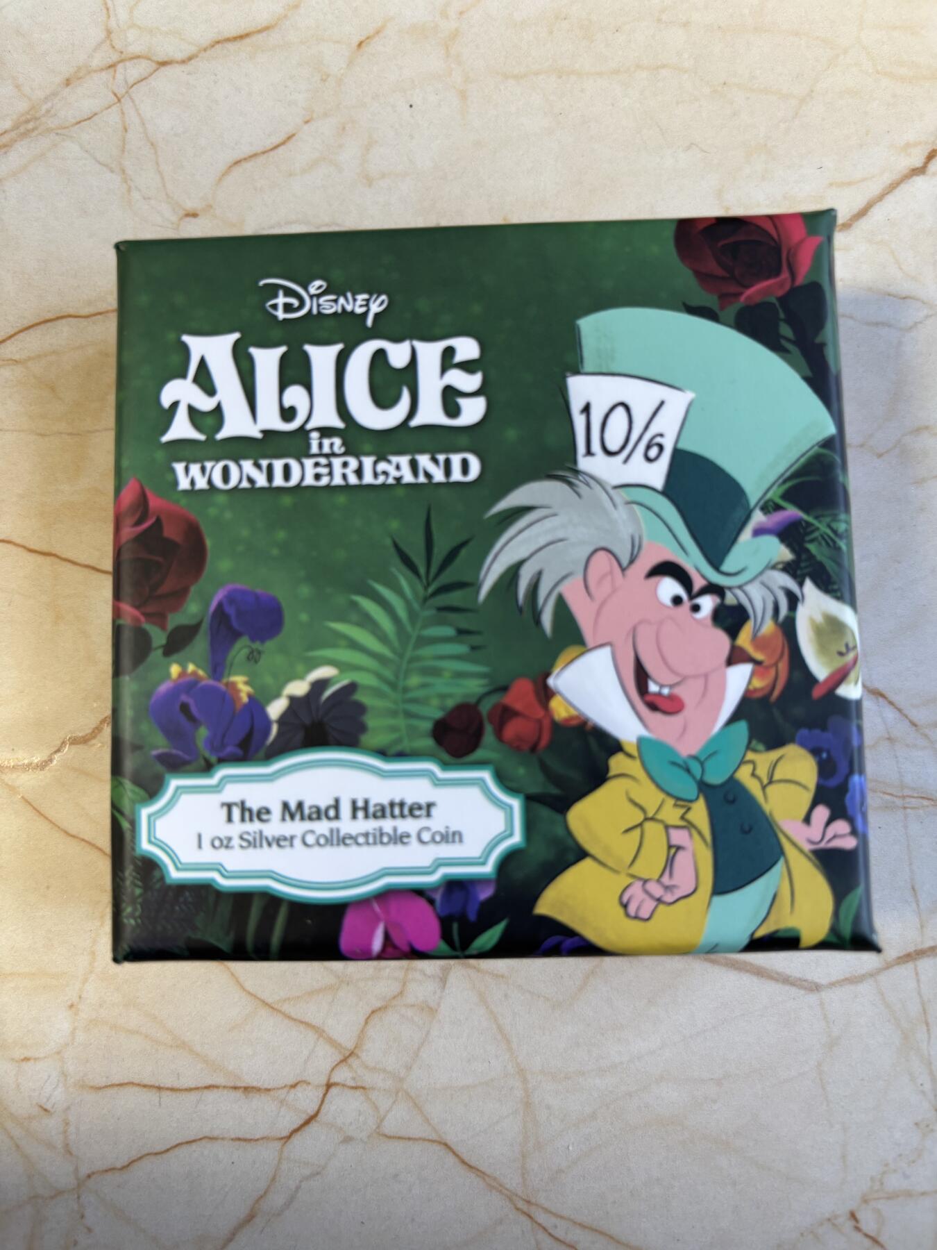 第195期拍卖 纽埃2021迪士尼爱丽丝梦游仙境-疯帽子彩色银币，999银，发行2000枚