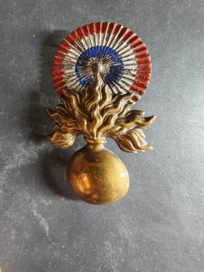 老王徽章第189期 - 法国三共时期宪兵头盔帽徽