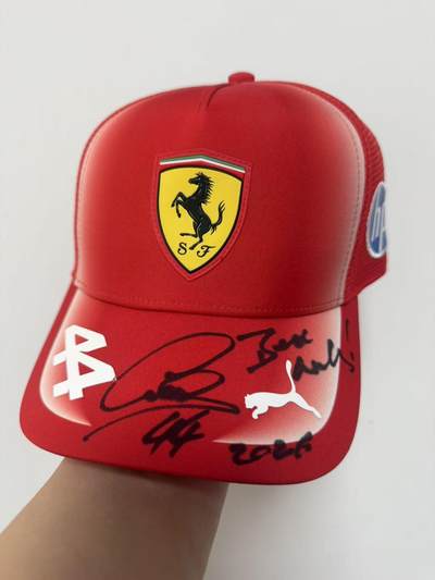 零元拍：F1七冠王刘易斯·汉密尔顿亲笔签名法拉利车队2026赛季44号车手PE车手帽，PUMA出品。极其难得的签了自己赛车的44号以及祝福语Best Wishes和2026年份，签于2026赛季F1中国上海大奖赛！ - 零元拍：F1七冠王刘易斯·汉密尔顿亲笔签名法拉利车队2026赛季44号车手PE车手帽，PUMA出品。极其难得的签了自己赛车的44号以及祝福语Best Wishes和2026年份，签于2026赛季F1中国上海大奖赛！