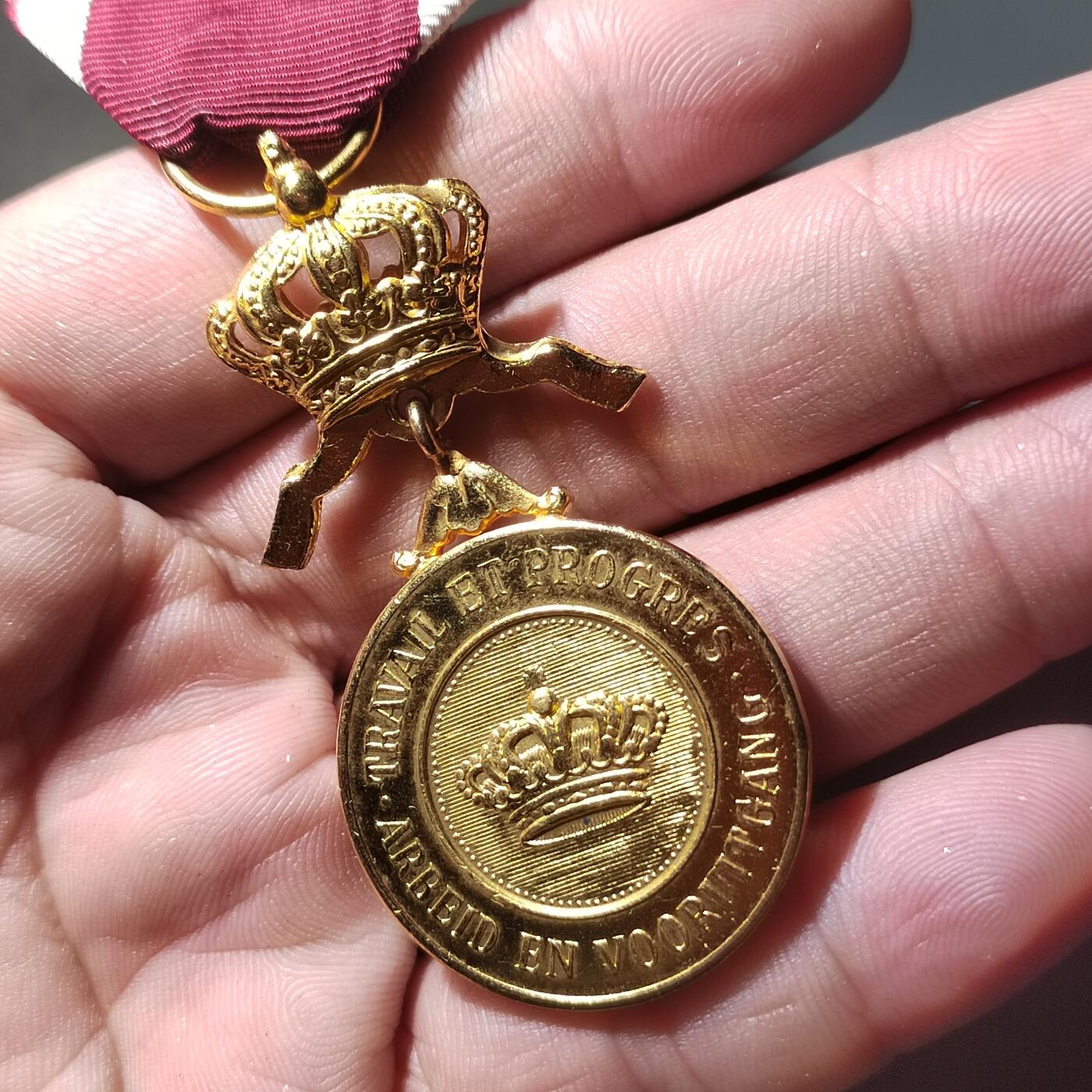 PCAI钱币  27-789  钱币证章邮票小专场 比利时金级皇冠