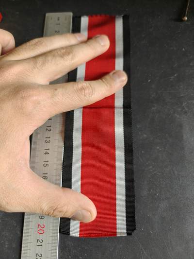 老王徽章第189期 - 德三二铁绶带     21cm