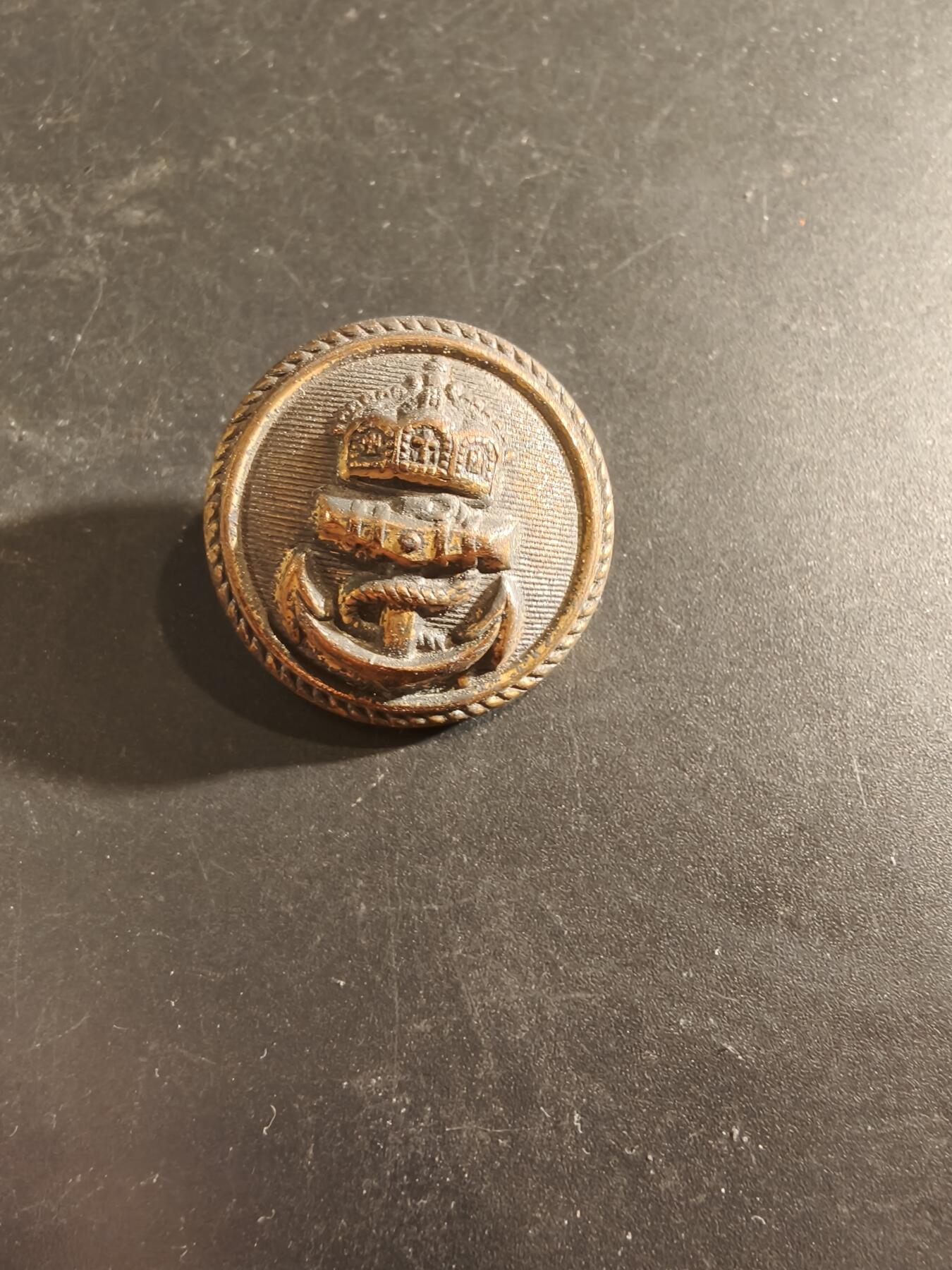 老王徽章第189期 一战德国海军铜扣     25mm