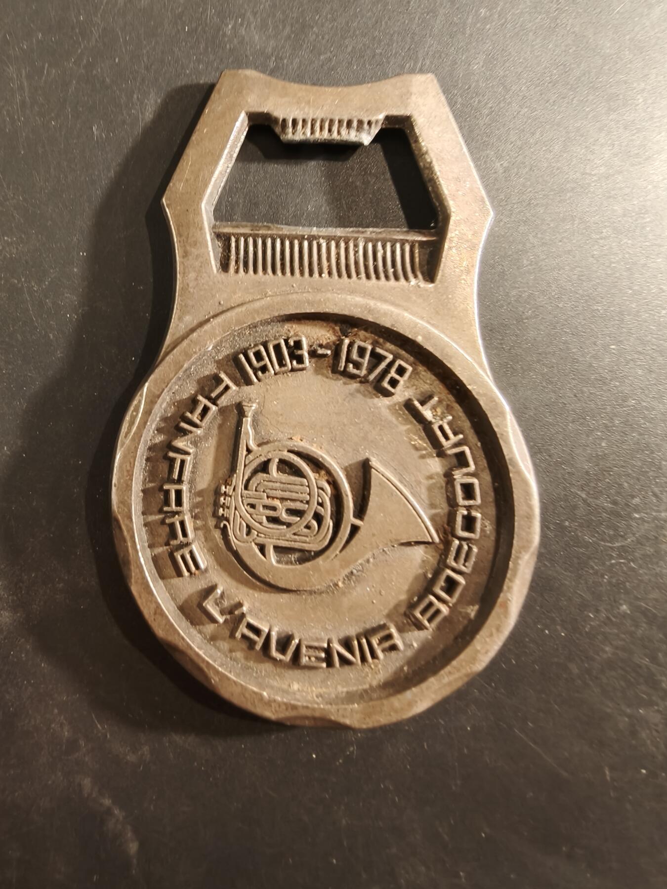 老王徽章第189期 法国管乐协会证章