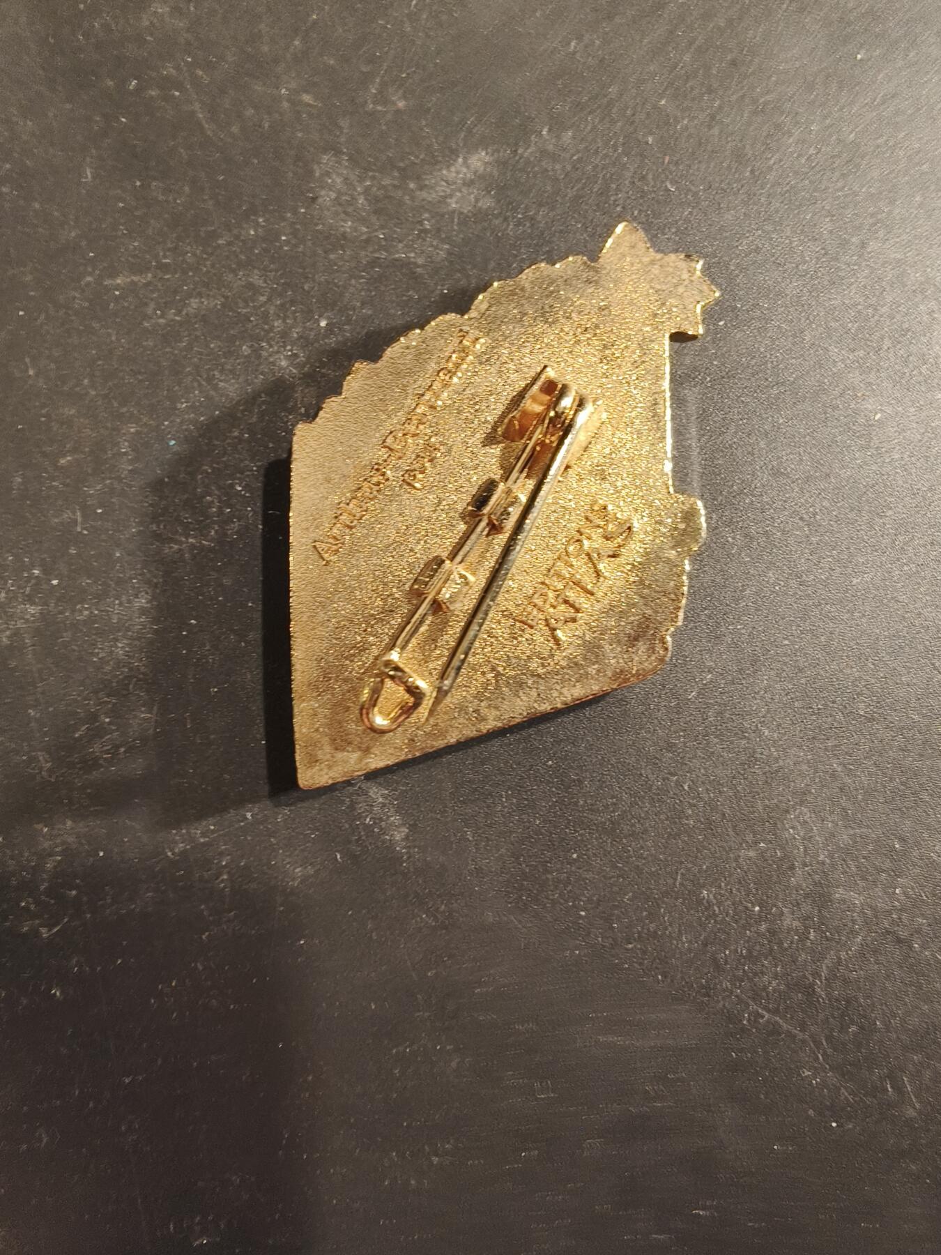 老王徽章第189期 韩战联合国法国部队证章