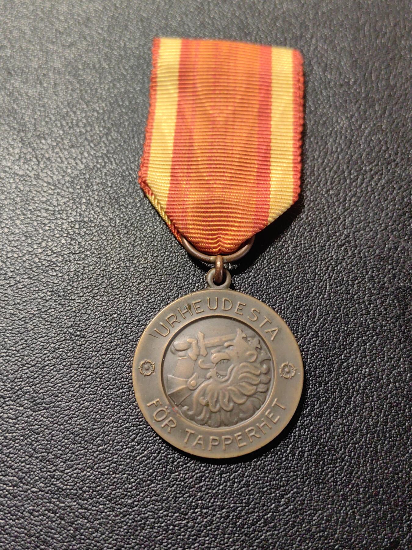 靖甫拍卖第七场 芬兰二级自由奖章