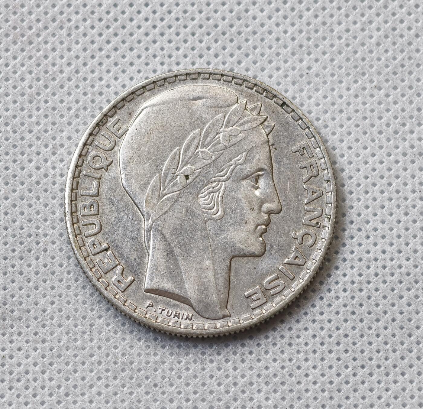 甄臻铺-世界币章拍卖（第56期），送拍享返佣金等优惠多多