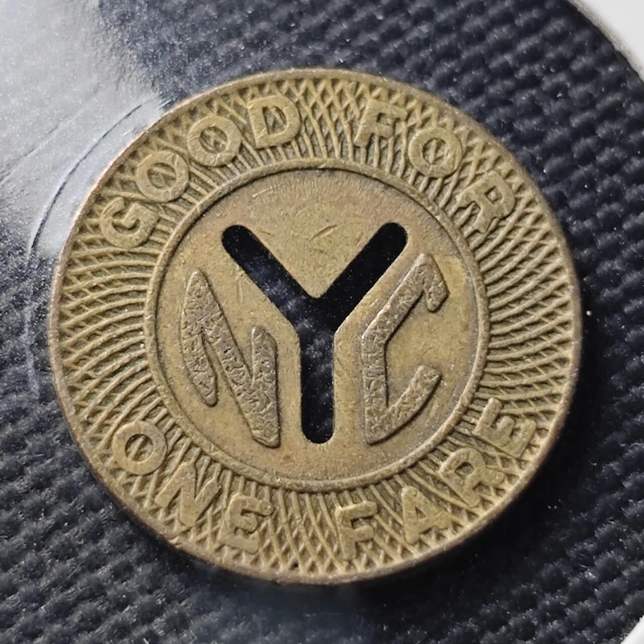 KK钱币收藏小铺  第406期 2月预留时间 周末发货  公交铜代币