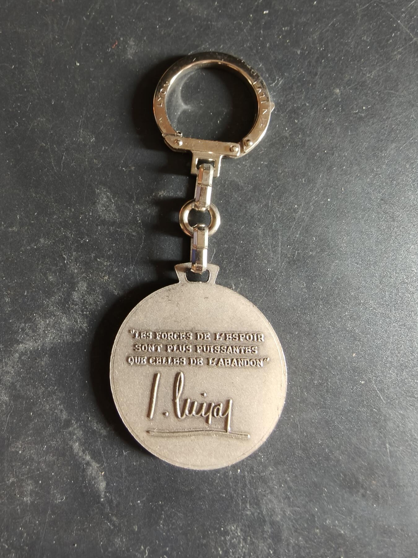 老王徽章第189期 法国共和国保卫联盟钥匙扣