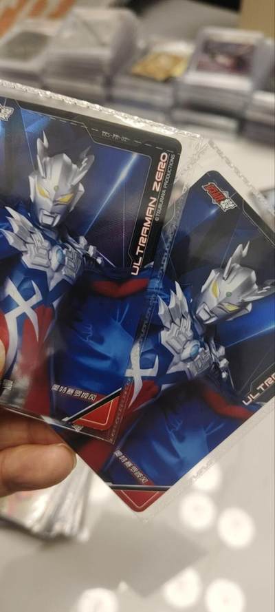 秋原瞳的小店第三十九期（老家的风，每次回去都能心灵得到治愈，吹起曾经童年那个最美好的回忆） - 卡游奥特曼英雄赏赛罗一对活动卡