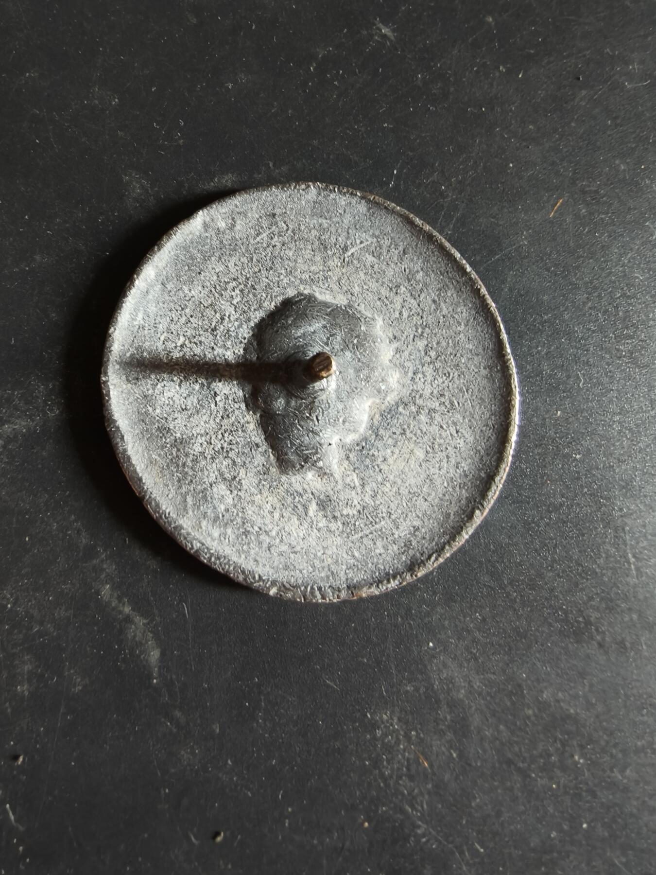 老王徽章第189期 法国枫丹白露农业委员会镀银单面大铜章     直径50mm    重量40.8g