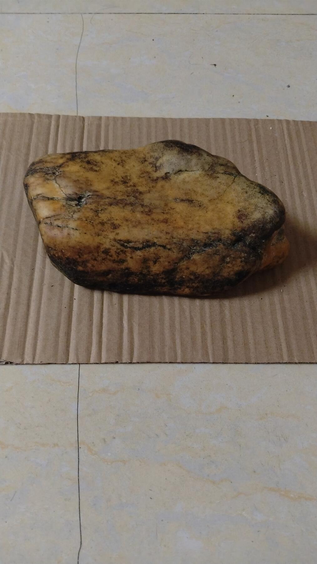 5.5斤黄蜡玉低价售出