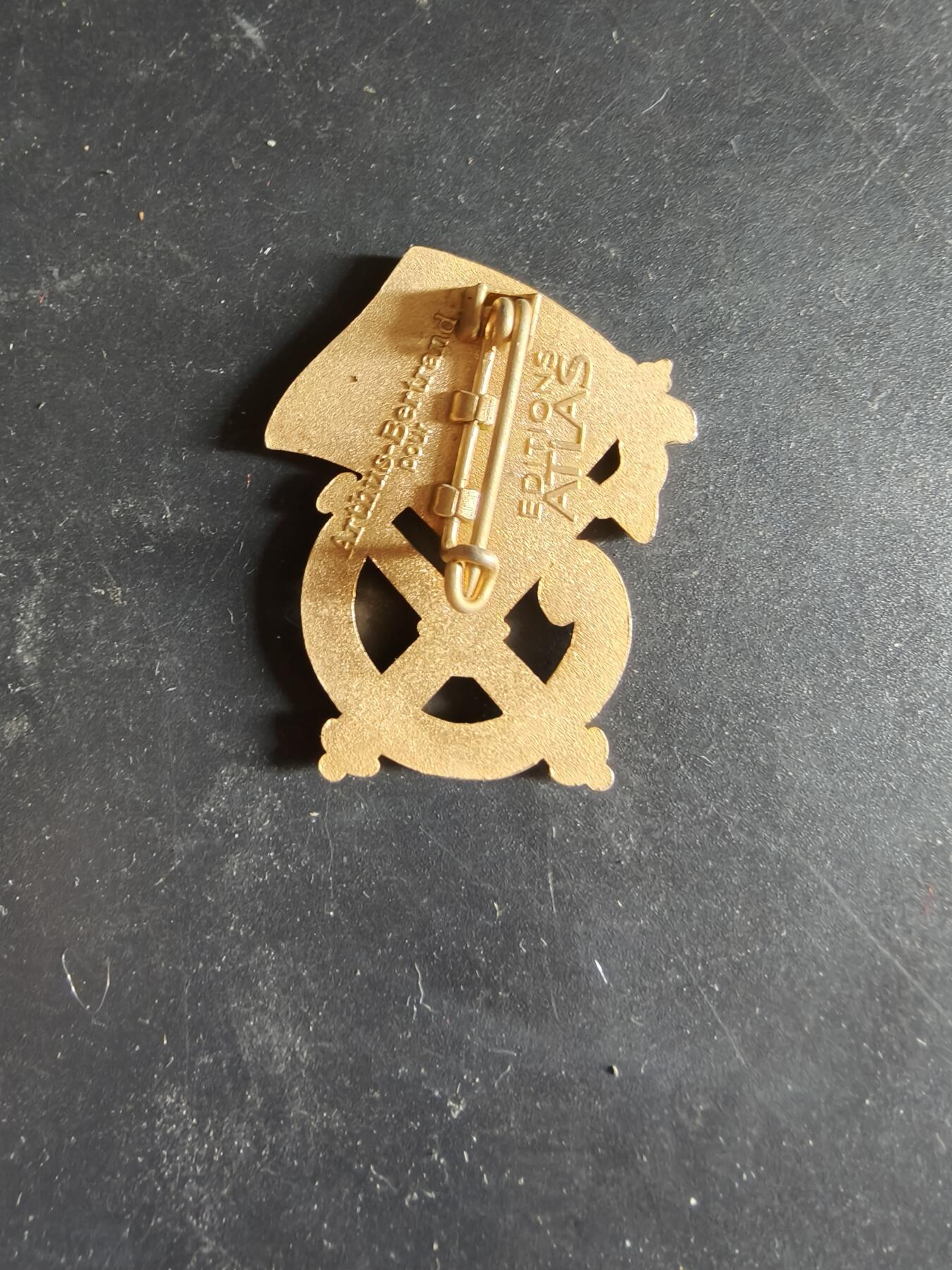 老王徽章第189期 法国陆军第1炮兵团证章