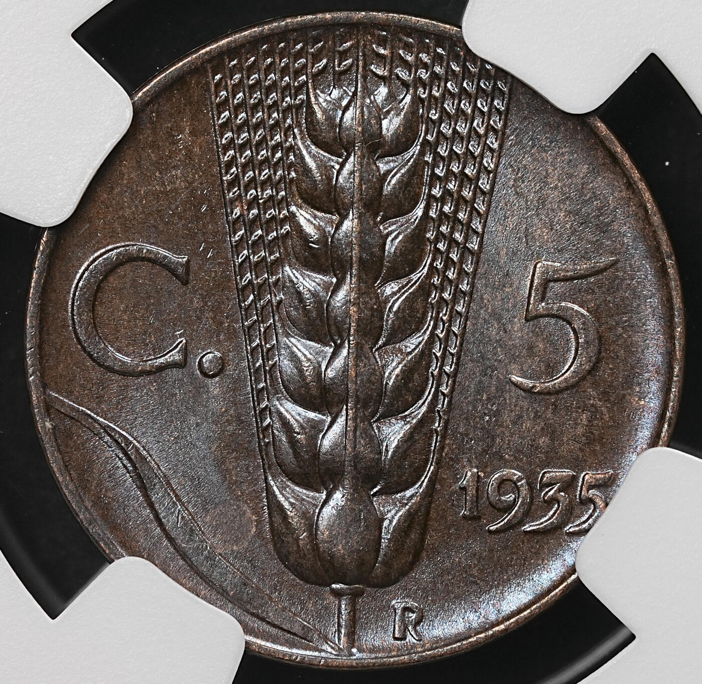 修遠堂世界钱币第109期 NGC MS64BN 1935年意大利5分铜币