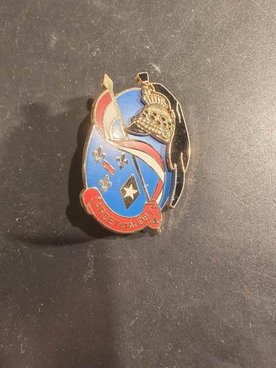 老王徽章第189期 - 法国陆军第3龙骑兵团证章      该团成立于1649年，并在1997年解散。 