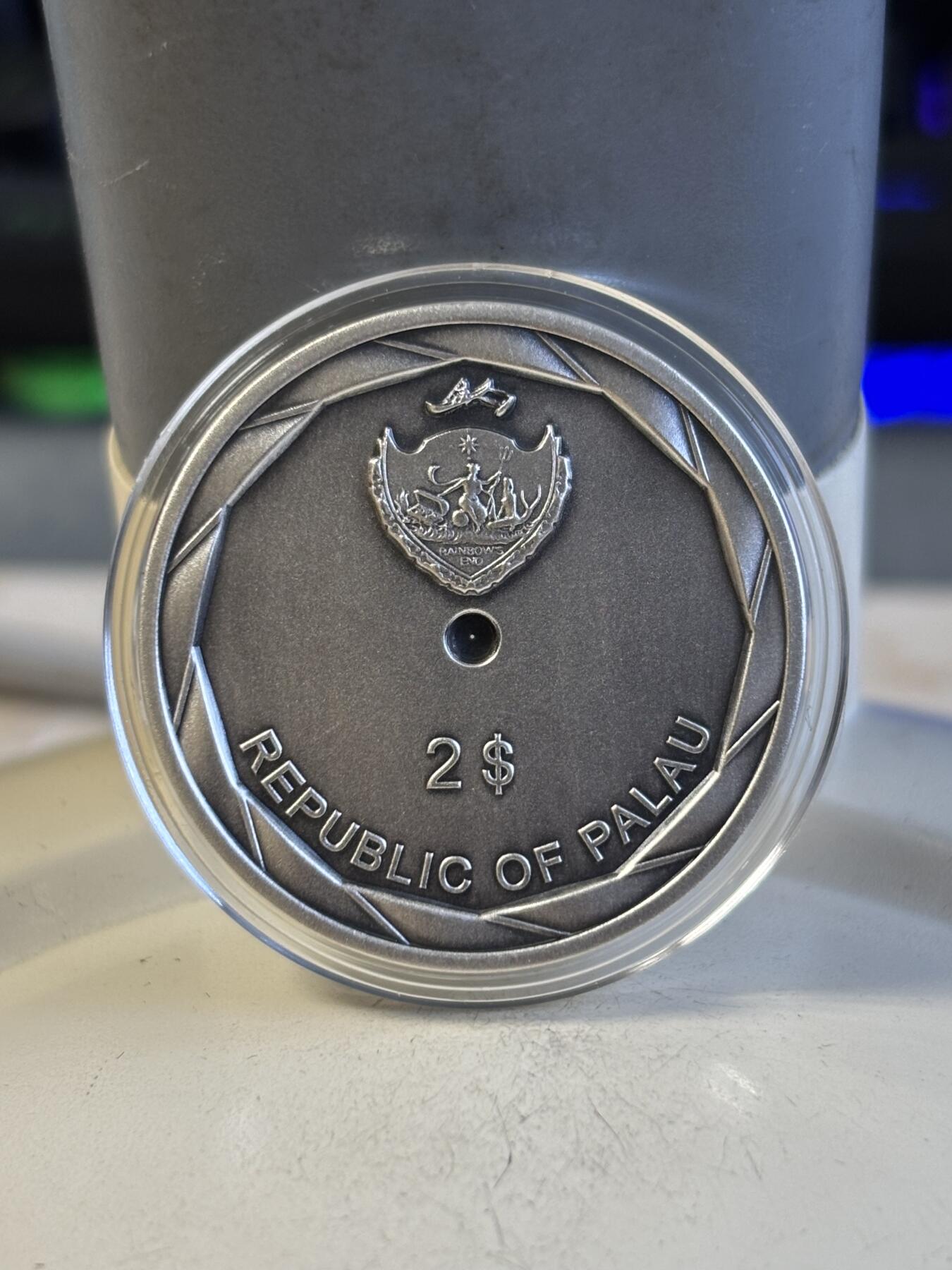 第195期拍卖 帕劳2019年相机照相术发明180周年仿古纪念银币，发行999枚，10克，发行999枚