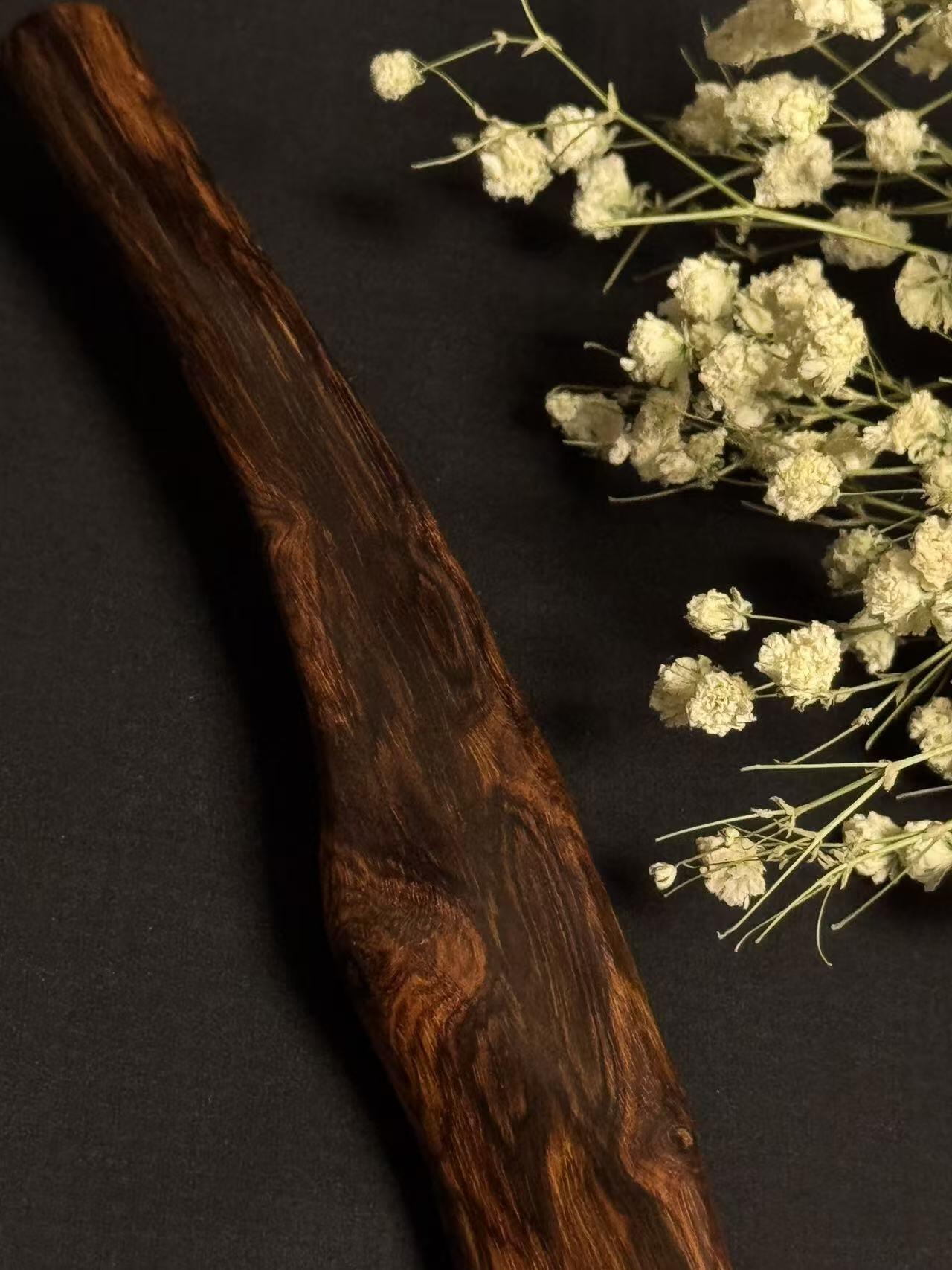 零元拍：NO.2海南黄花梨紫梨随形文玩把玩棍，尺寸约：31/1.6CM