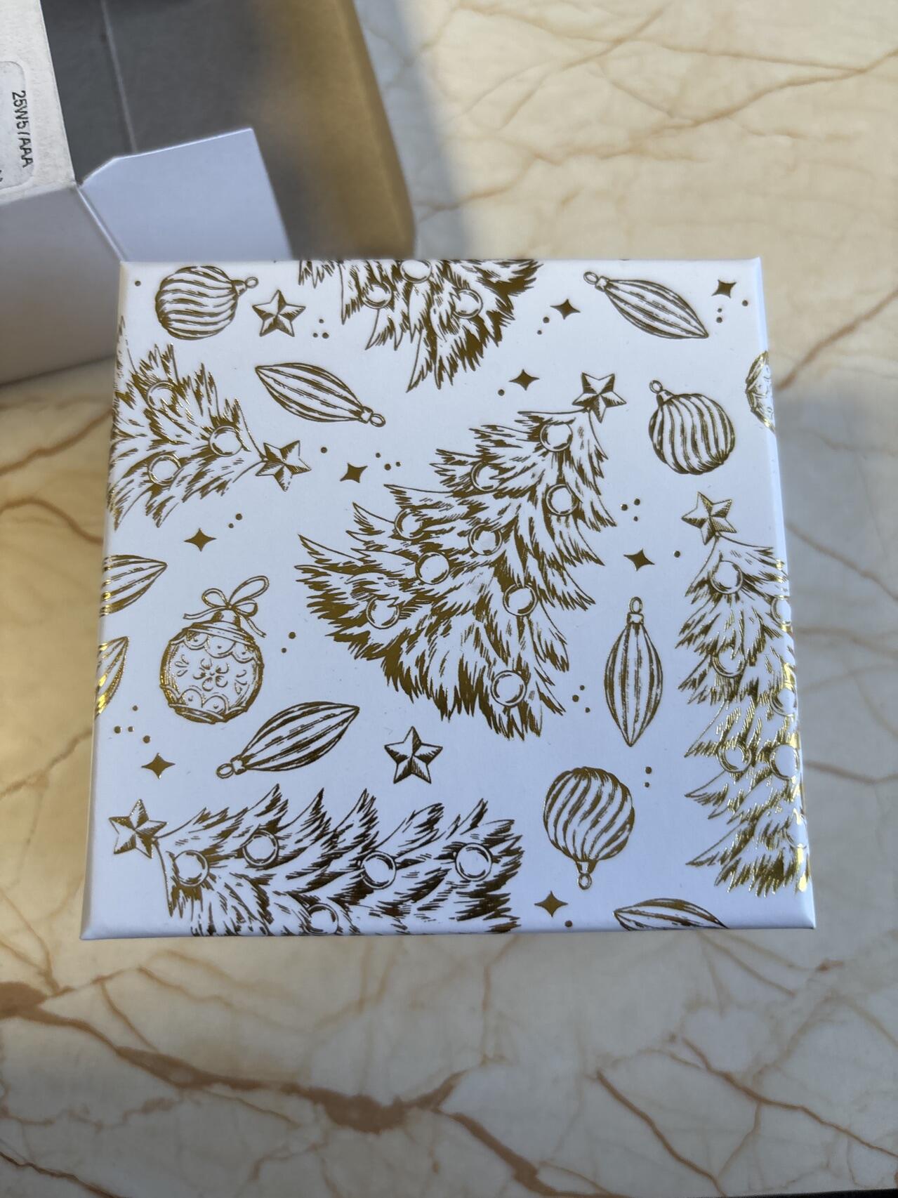 第195期拍卖 澳大利亚2025年圣诞系列中空镶嵌圣诞树2盎司仿古银币，9999银，发行2500枚