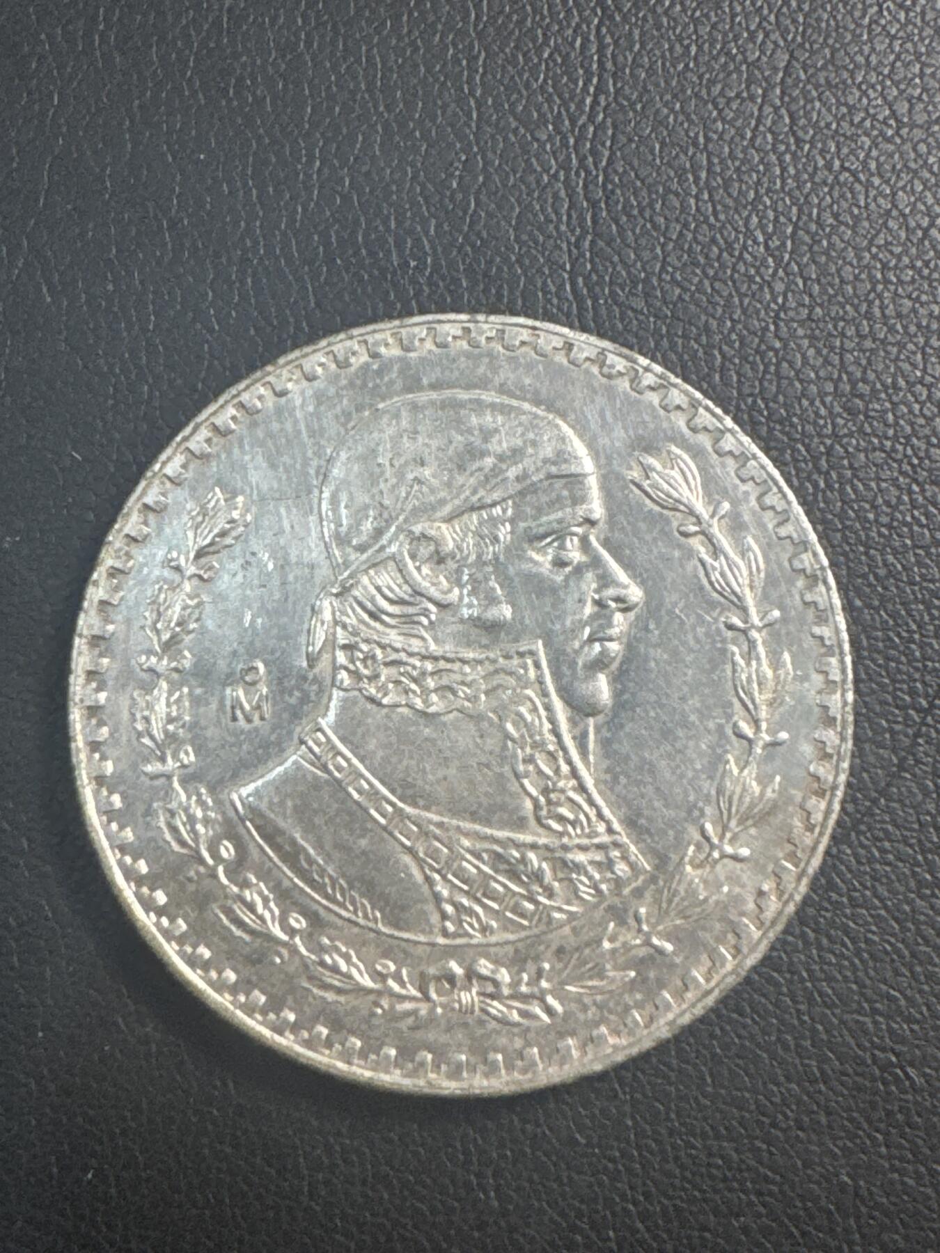 ❤️【币观天下】❤️ 第346期钱币拍卖场- 2026.3.27周五晚上6点半场 长期征集拍品   1965 莫拉雷斯 墨西哥一比索 低银币 好品