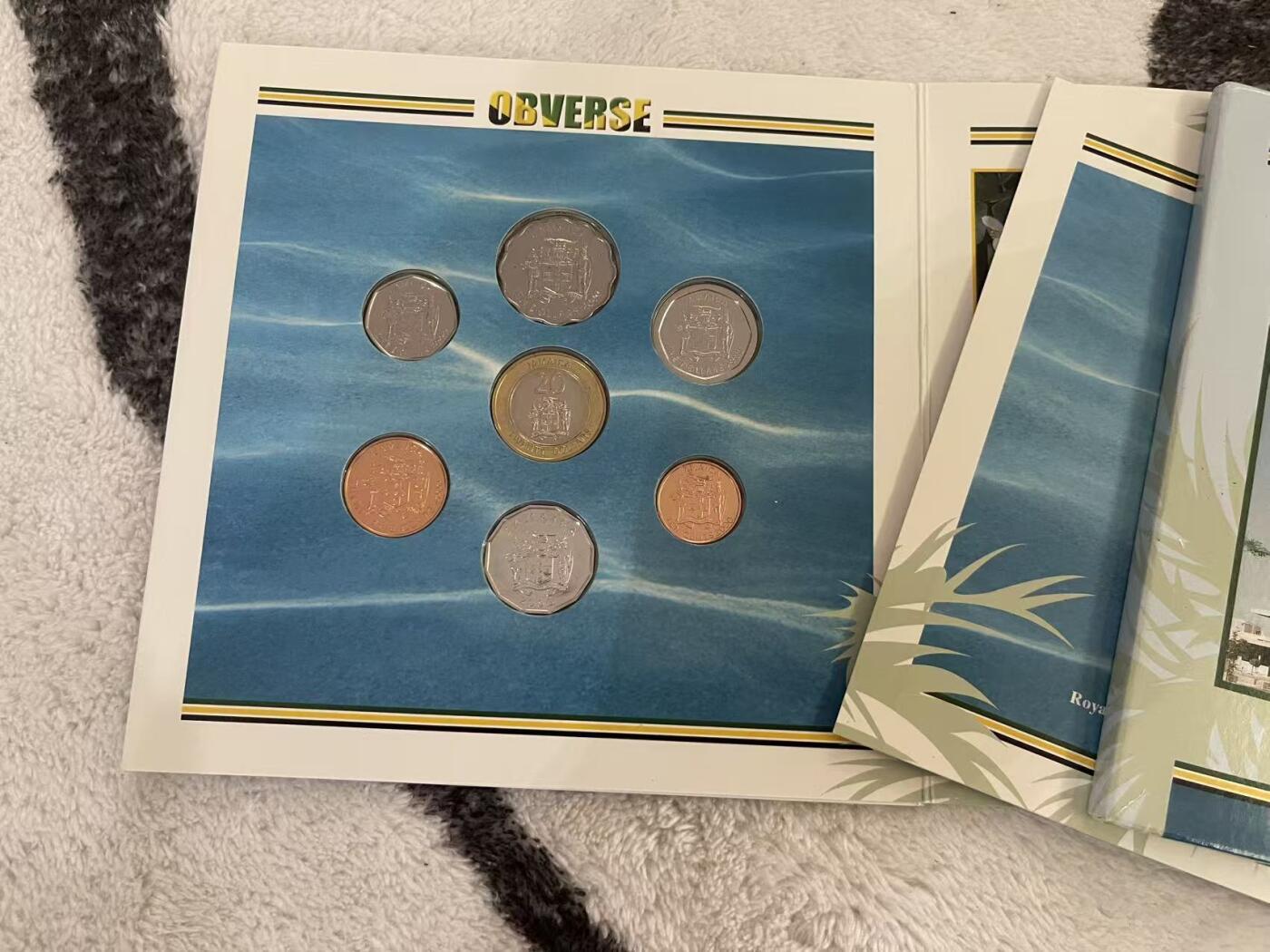 ❤️【币观天下】❤️ 第346期钱币拍卖场- 2026.3.27周五晚上6点半场 长期征集拍品  牙买加2000年银行成立40周年官方套币 少见