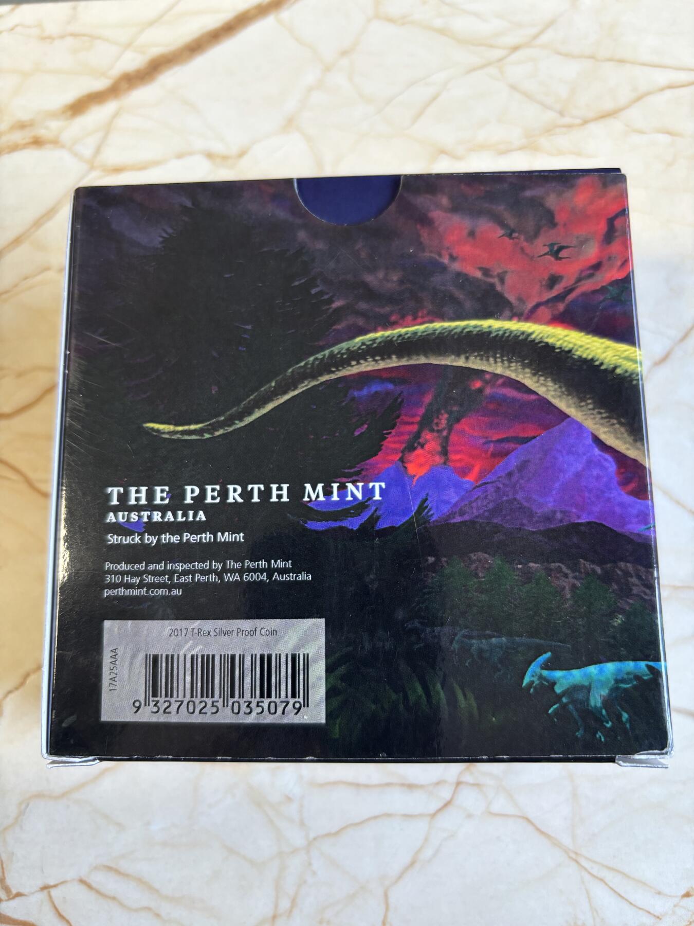 第195期拍卖 图瓦卢2017年恐龙系列霸王龙5盎司精制纪念银币，9999银，发行500枚