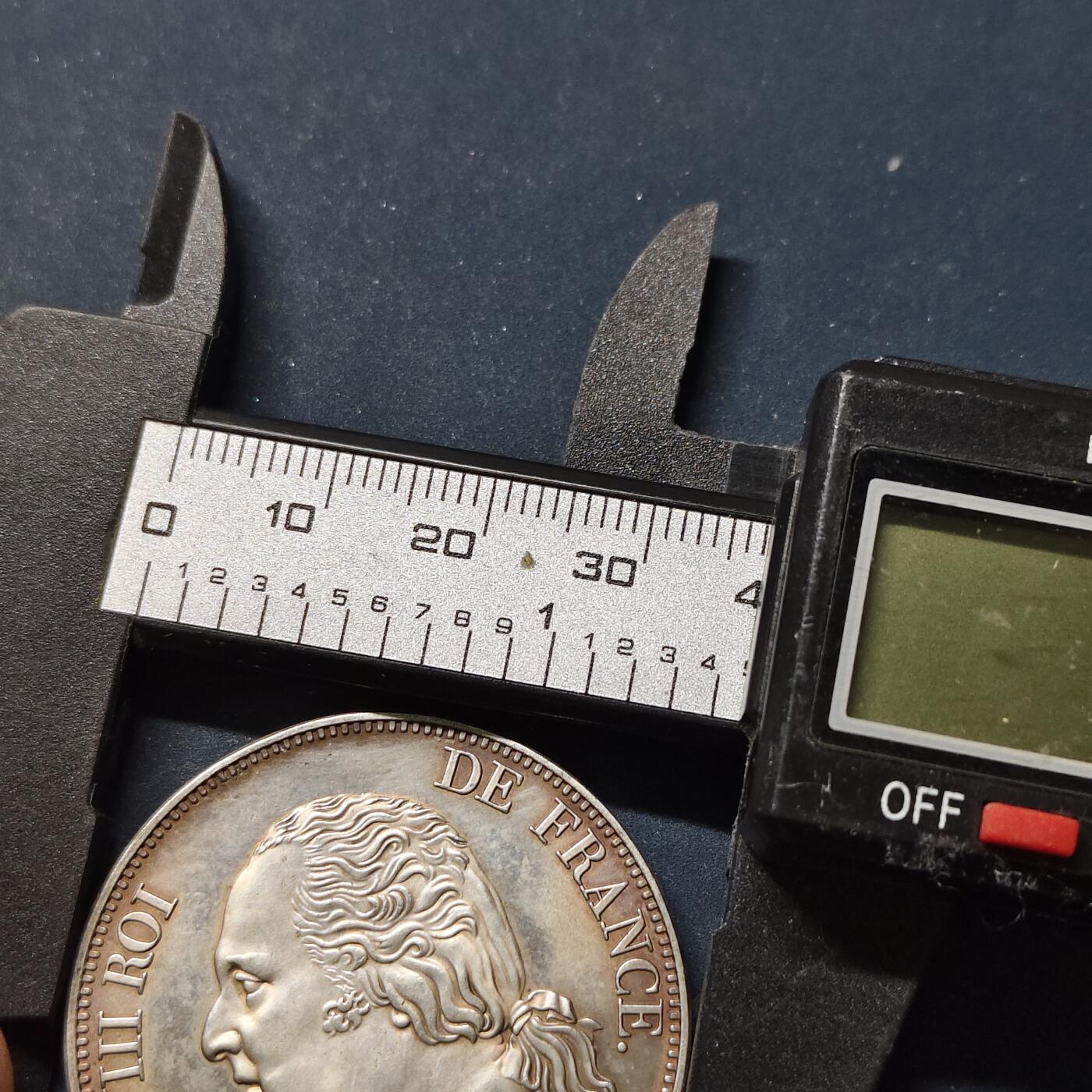 【全场包邮】纯粹捡漏拍515场 【纪念章】法国1815年路易十八5法郎复刻版纪念章【边铭 DOMINE SALVUM FAC REGEM】