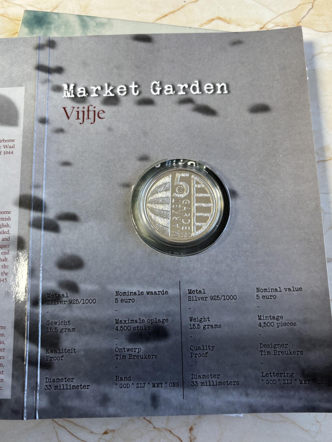 第195期拍卖 卡装荷兰2019年二战市场花园空降行动精制银币15.5克，925银，发行4500枚