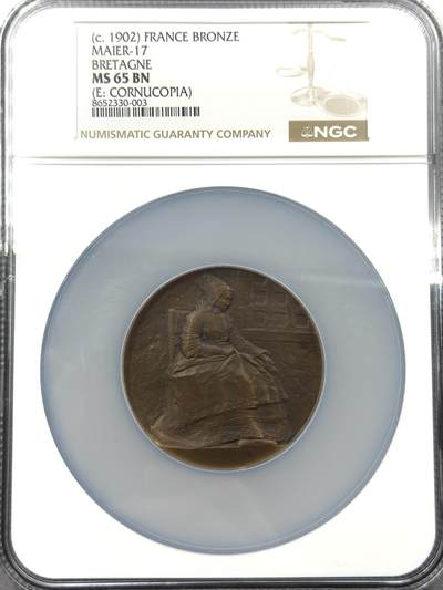 「木头集藏」“春启藏心”——章牌精品专场 - CH. Dufresne～法国SAMF协会17号作品铜章“布列塔尼”，MS65 ，法兰西章牌之友协会（SAMF）1902年发行，直径：55mm，品相绝佳，SAMF协会章能评到65分的非常少见！铜章发行量仅136枚，边铭：丰饶角BRONZE 火蝾螈 限量编号94。正面是一位身着布列塔尼传统服饰的女性，背面是布列塔尼传统样式的十字架。