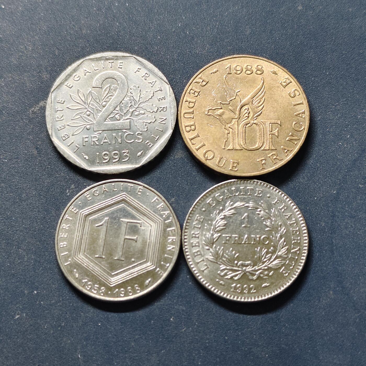 【全场包邮】纯粹捡漏拍514场 法国各年份纪念币4枚一组-让·穆兰+罗兰·加洛斯+30周年+200周年