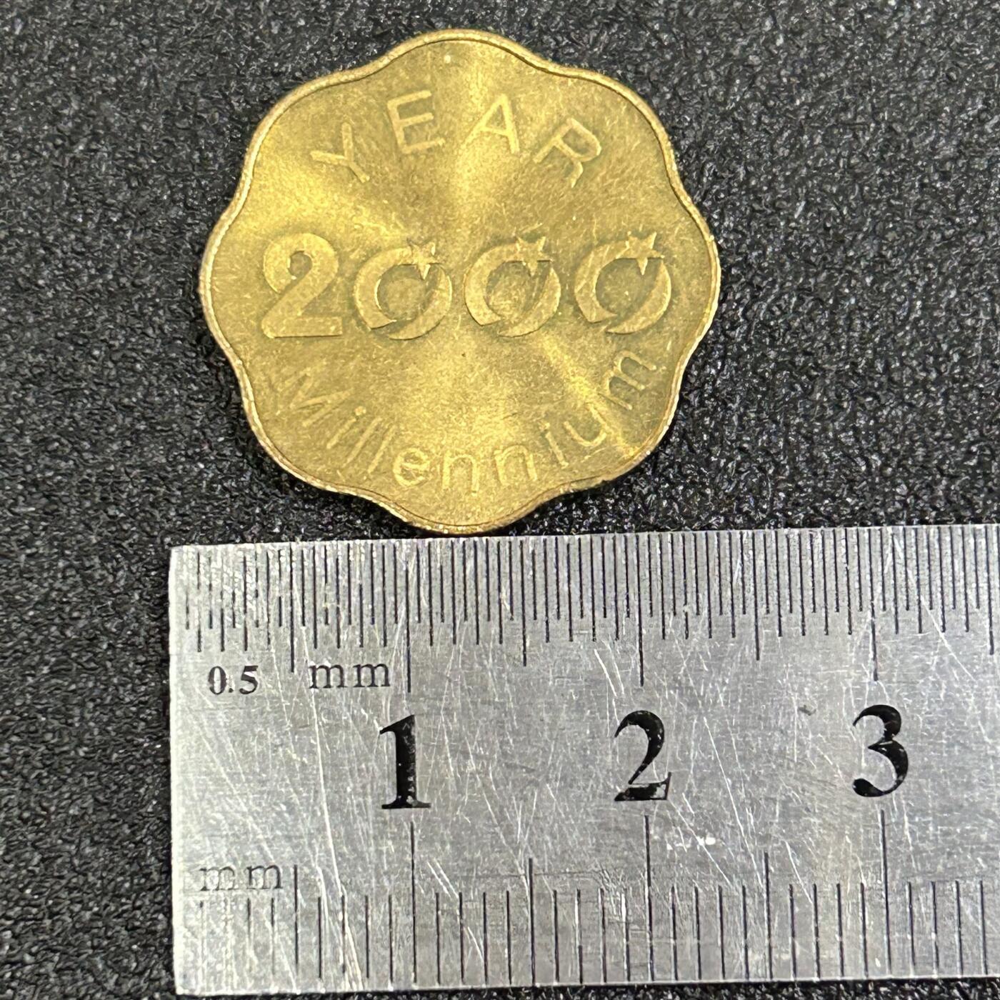 西秦中古拍卖第八十一期  日本造币局2000年龙年生肖纪念章 官方出品