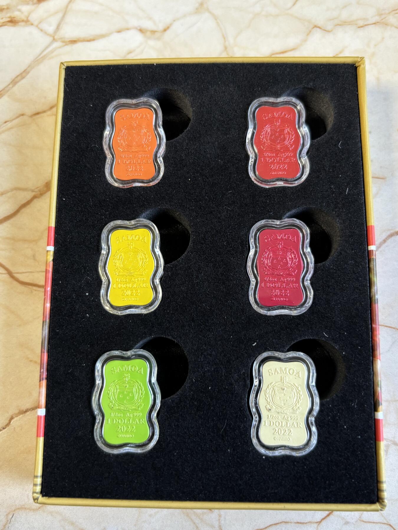 第195期拍卖 萨摩亚2022年哈瑞宝小熊软糖诞生百年彩银币6枚套，半盎司*6，发行5000套