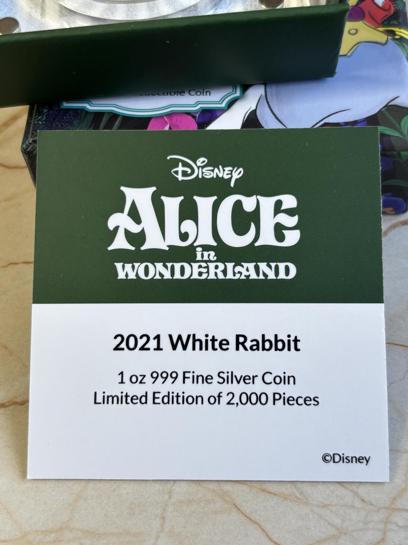 第195期拍卖 纽埃2021年迪士尼爱丽丝梦游仙境-白兔纪念彩银币，999银，发行2000枚